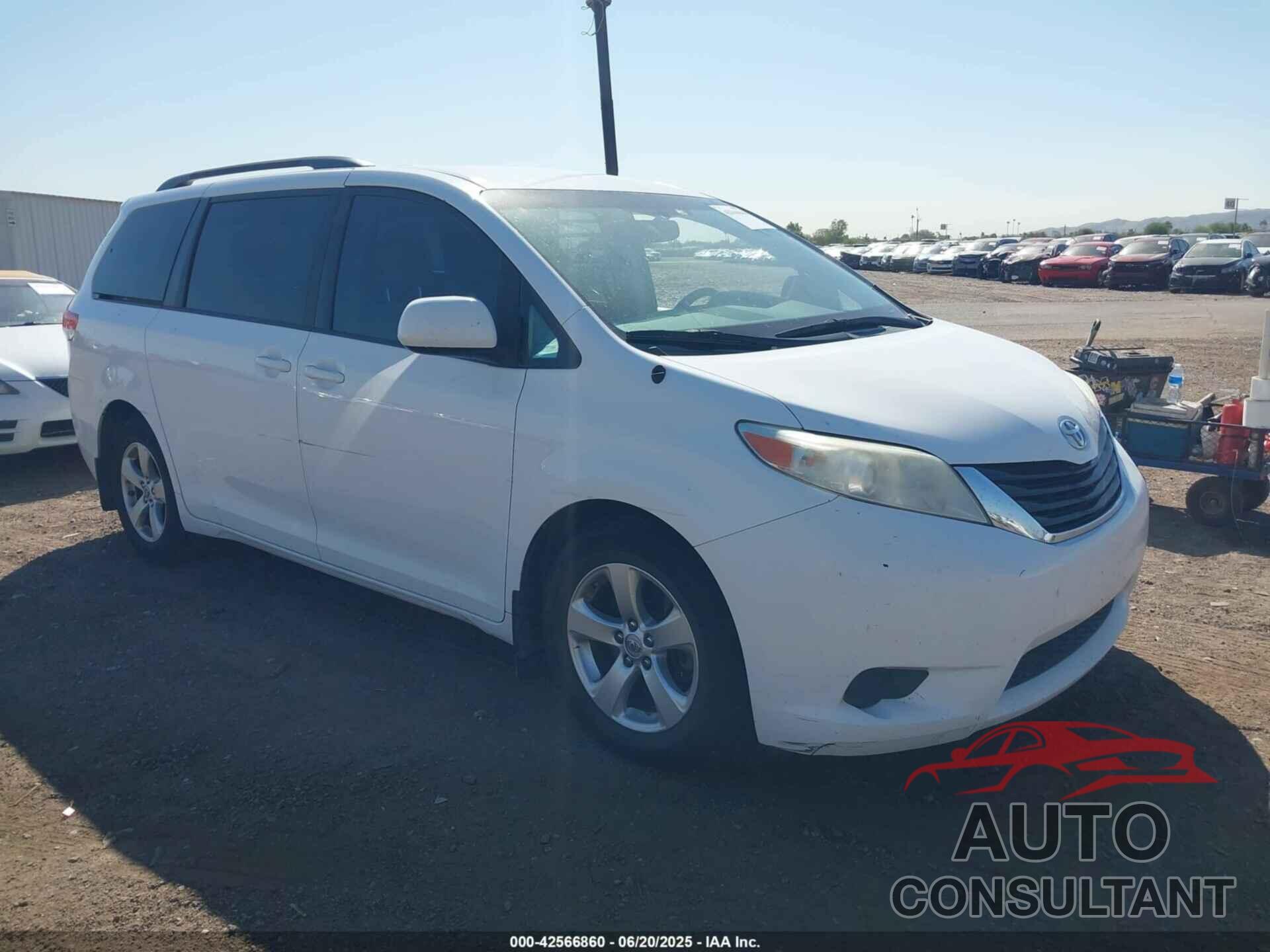 TOYOTA SIENNA 2014 - 5TDKK3DC9ES506441