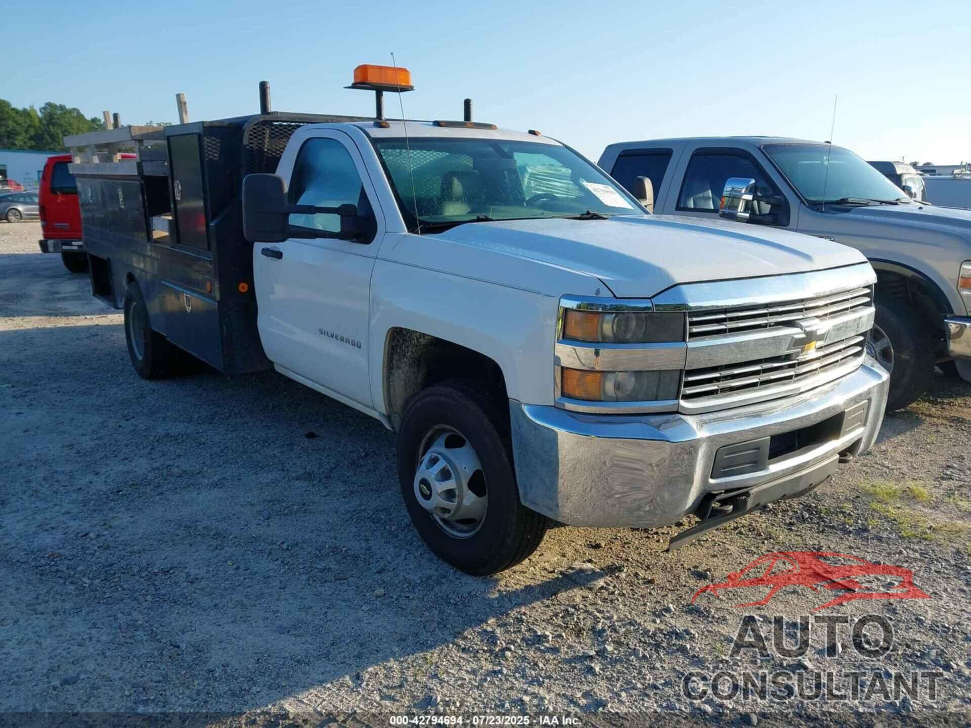CHEVROLET SILVERADO 3500HD CHASSIS 2015 - 1GB3CYCG0FF502853
