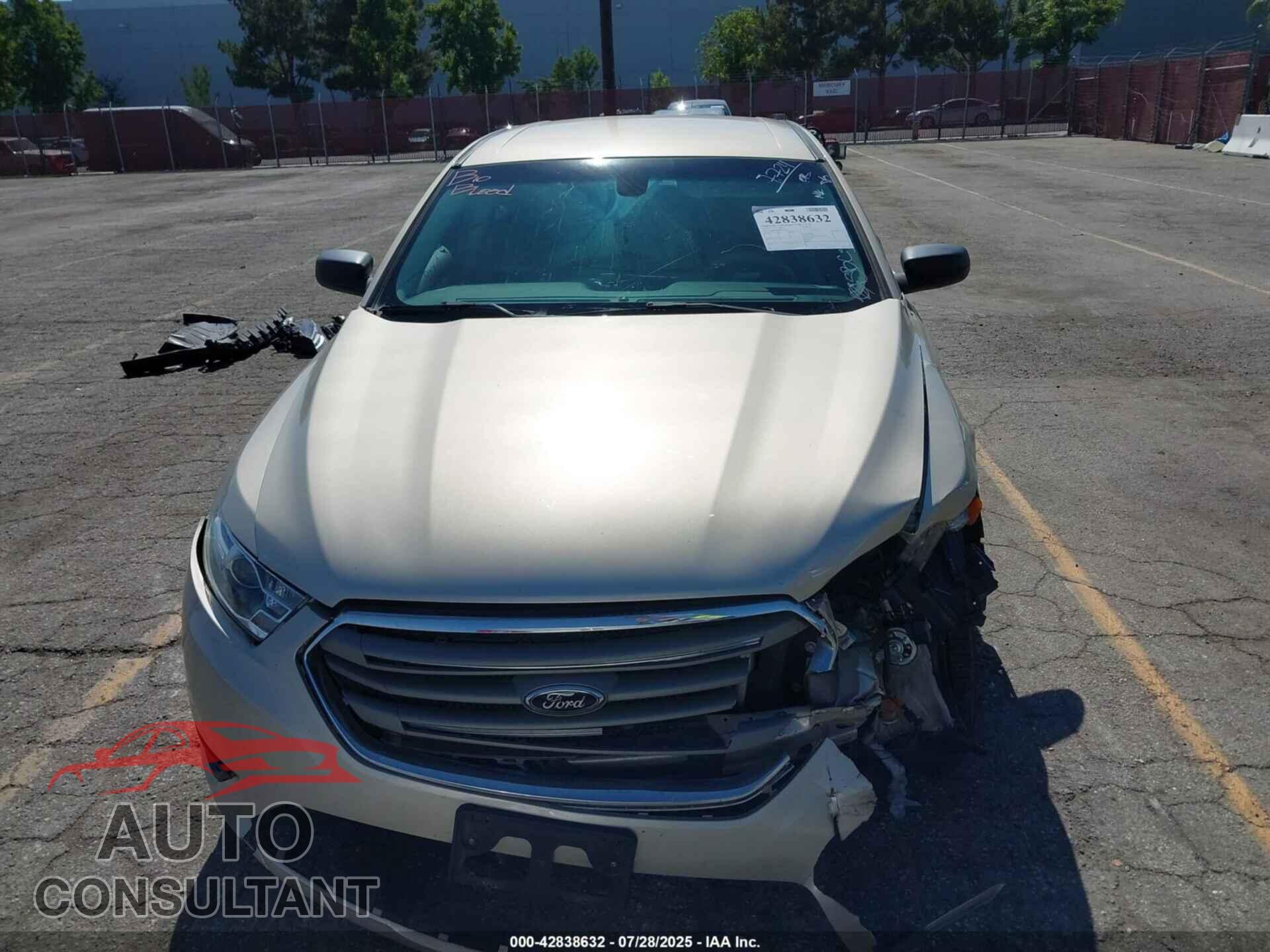 FORD TAURUS 2017 - 1FAHP2D88HG137724