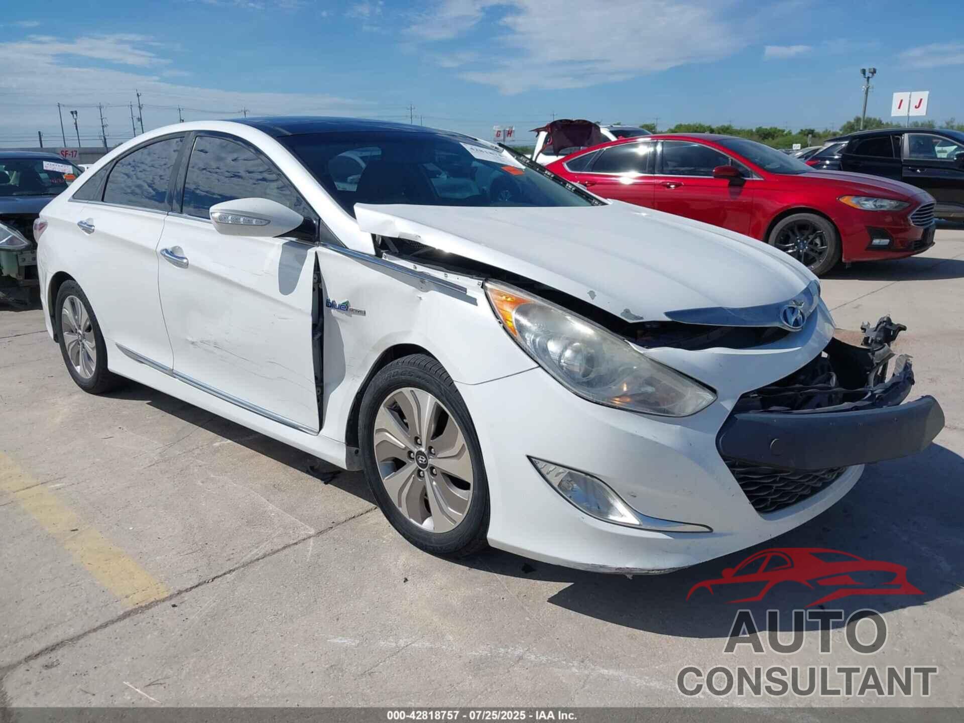 HYUNDAI SONATA HYBRID 2015 - KMHEC4A40FA130705