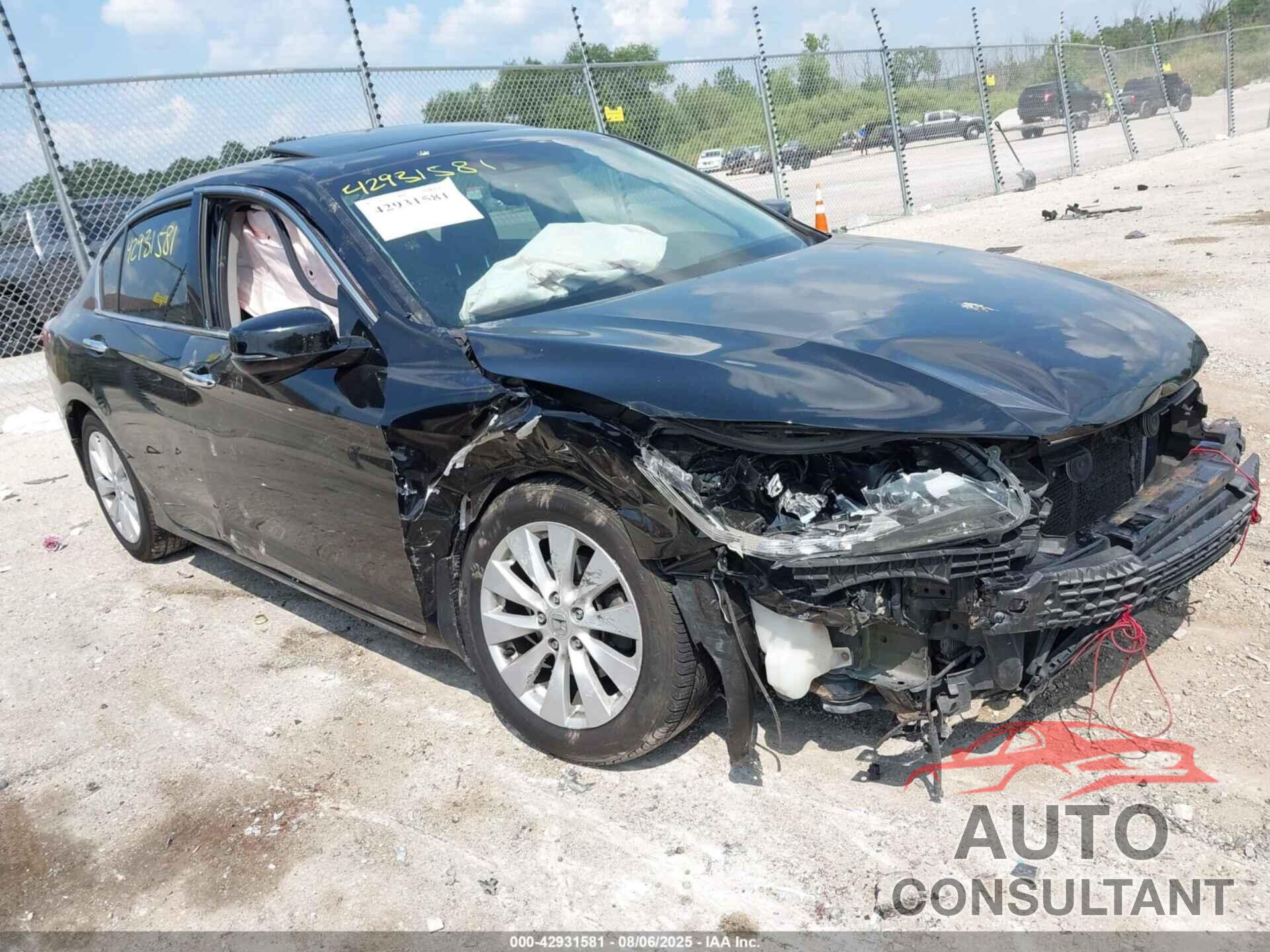 HONDA ACCORD 2013 - 1HGCR3F88DA009967