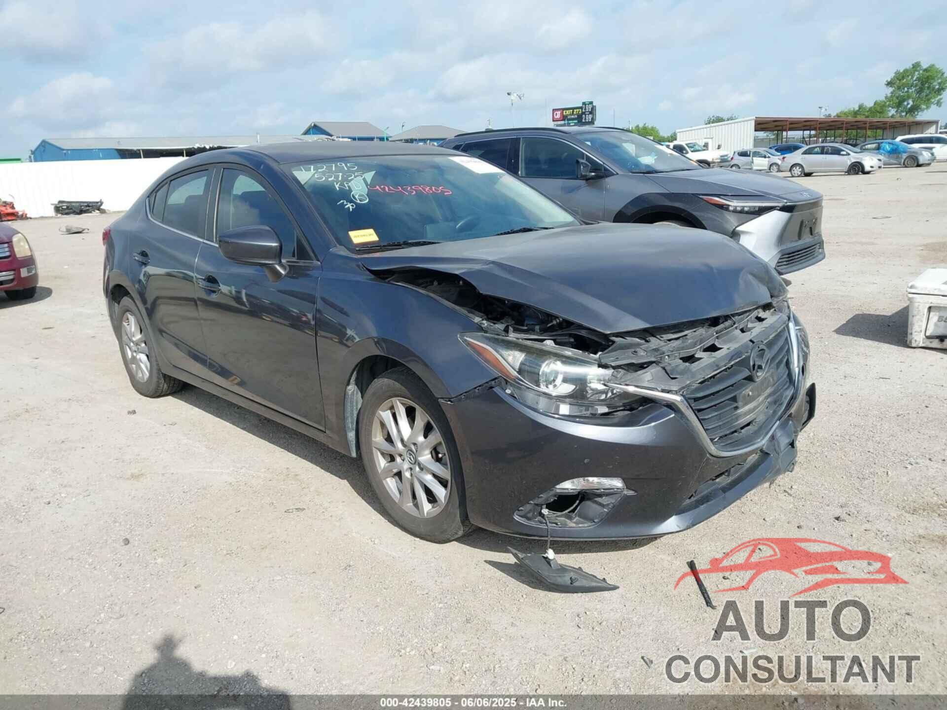 MAZDA MAZDA3 2016 - JM1BM1U72G1355718