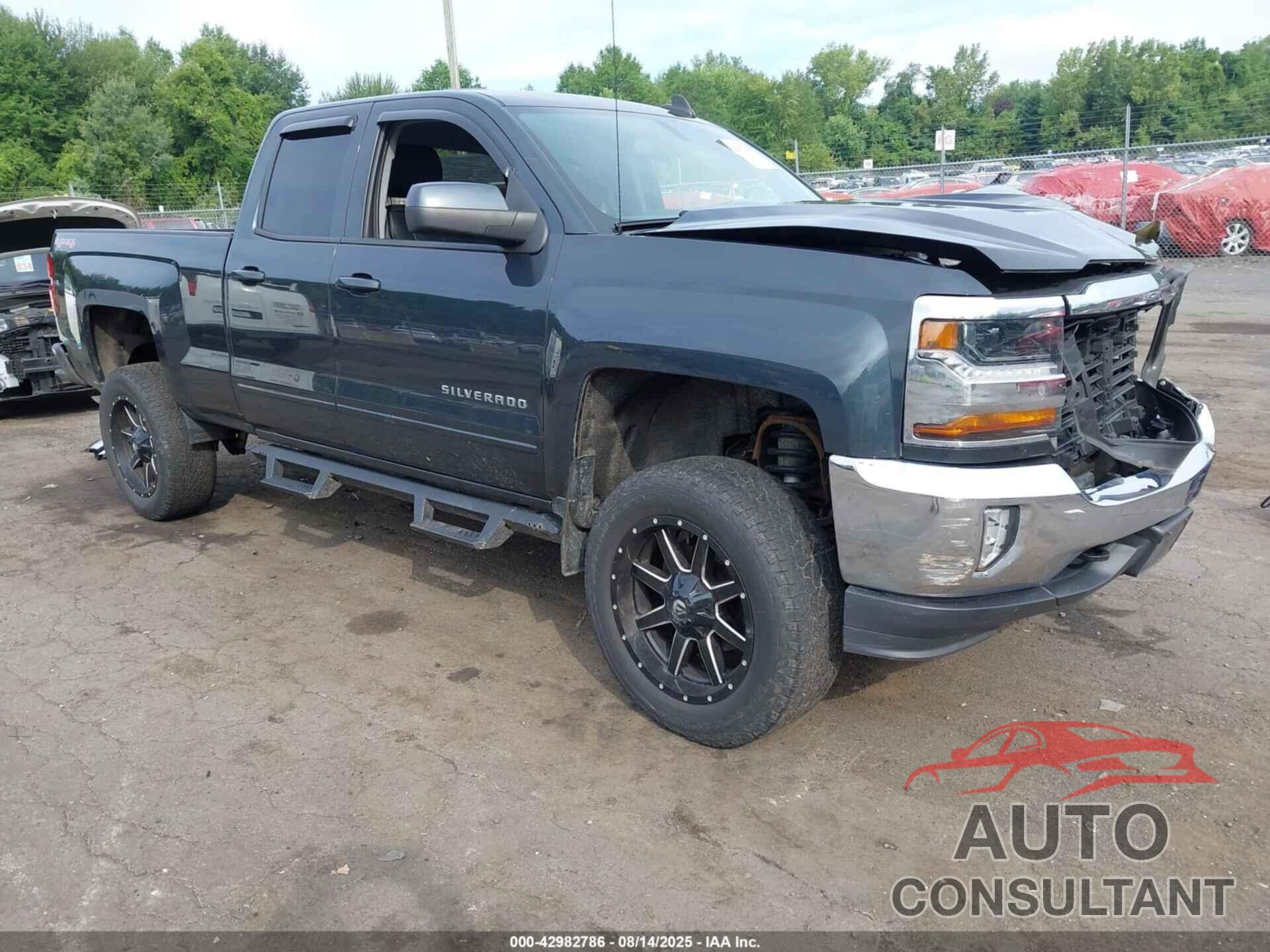 CHEVROLET SILVERADO 1500 2017 - 1GCVKREC1HZ328364