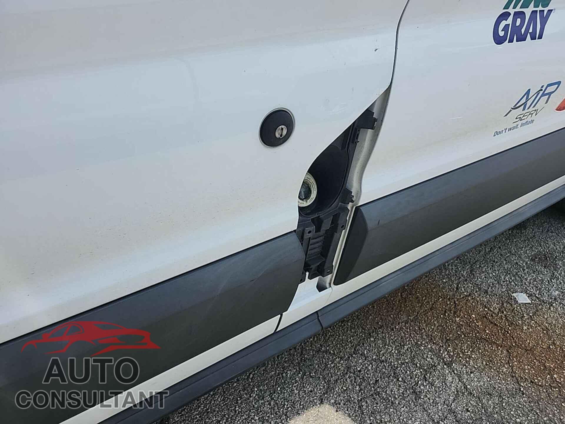 FORD TRANSIT 2015 - 1FTNE1YM9FKB30005