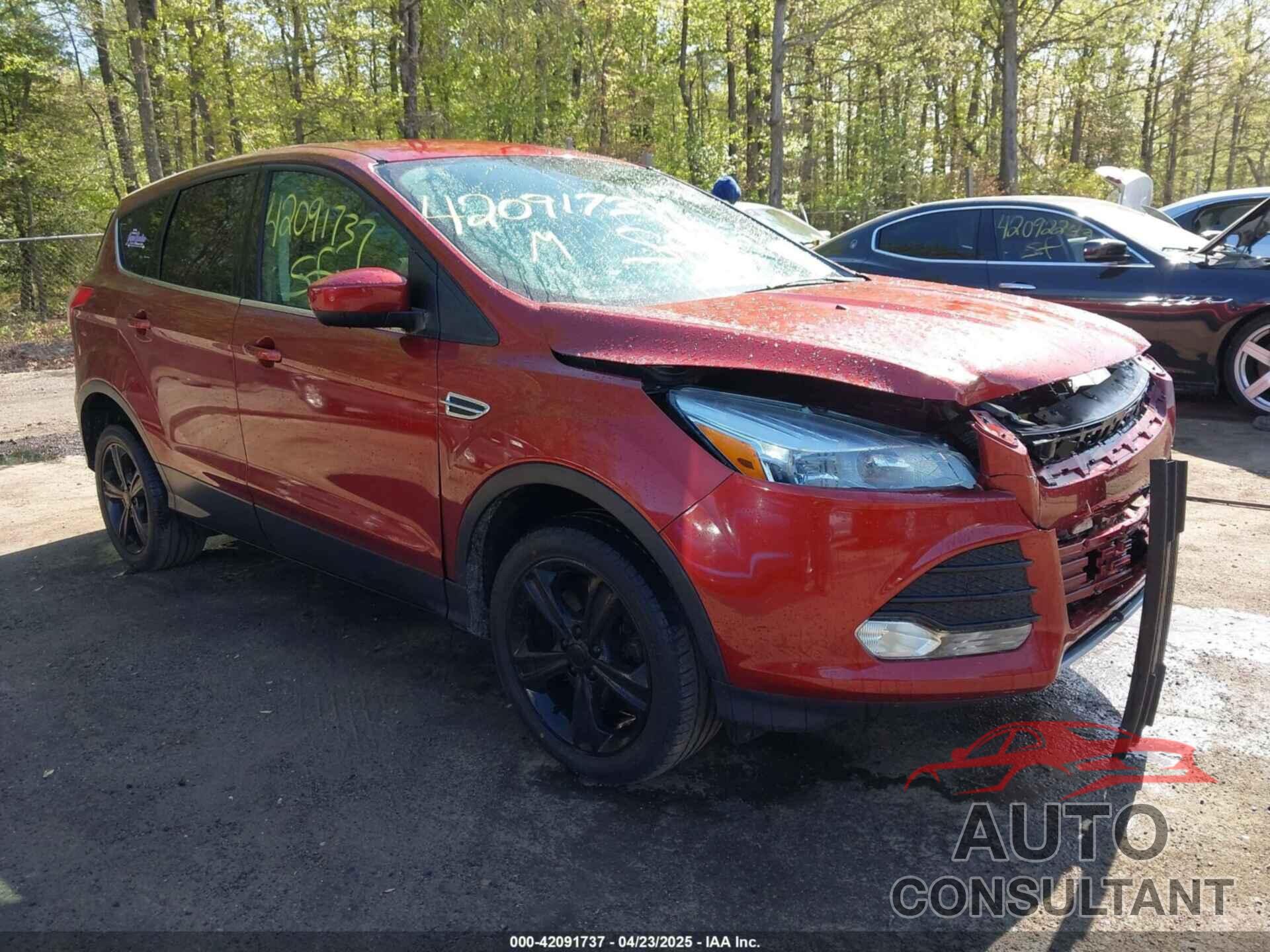 FORD ESCAPE 2015 - 1FMCU9G90FUB67692