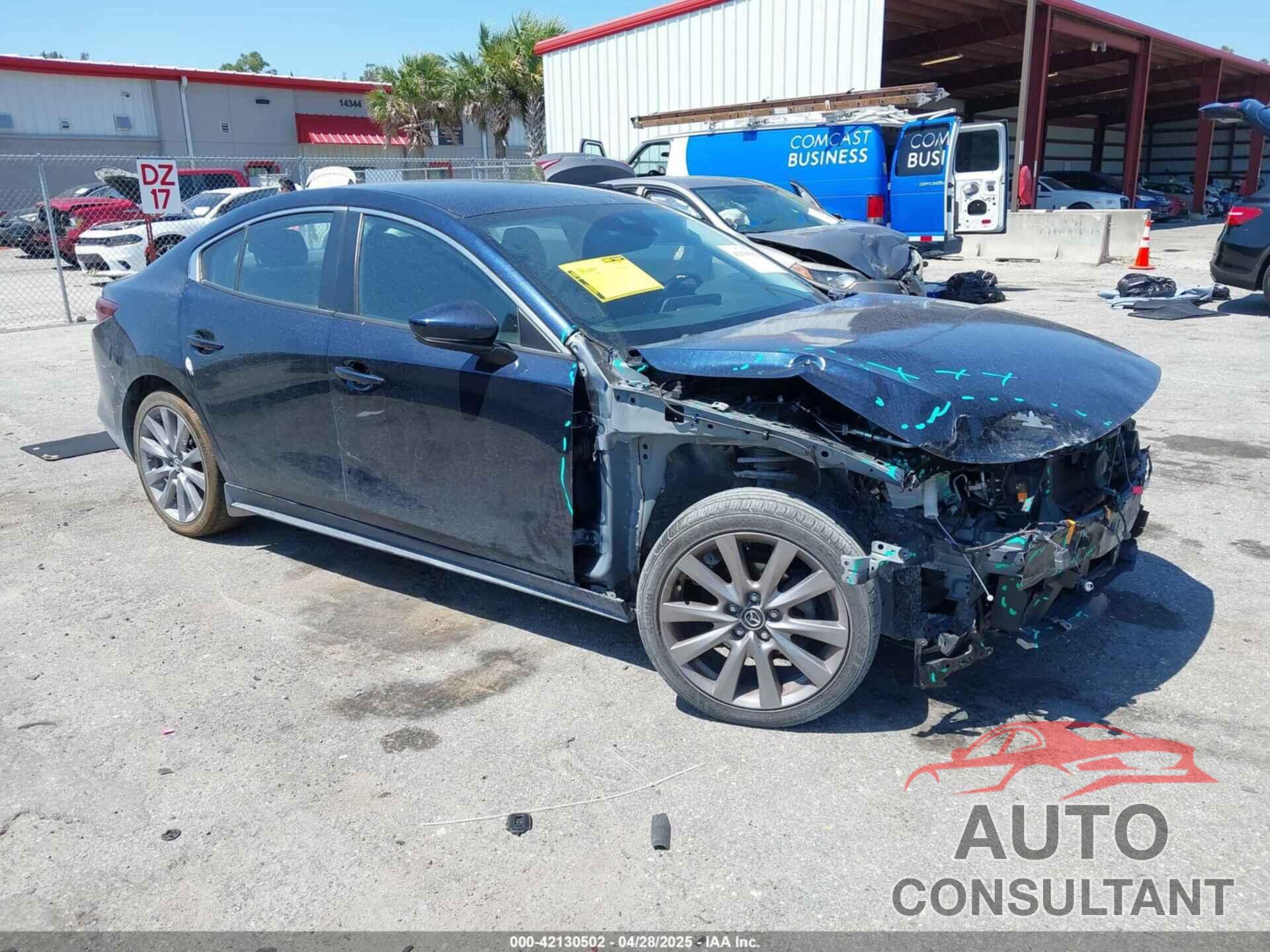 MAZDA MAZDA3 2021 - JM1BPABLXM1326518