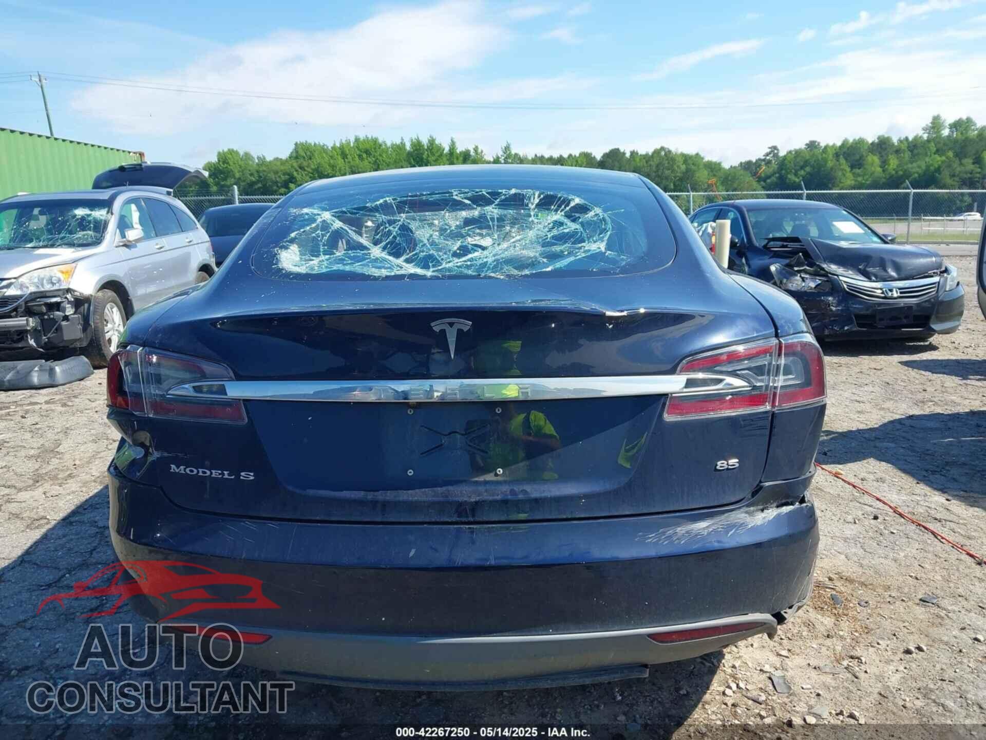 TESLA MODEL S 2014 - 5YJSA1H14EFP44251