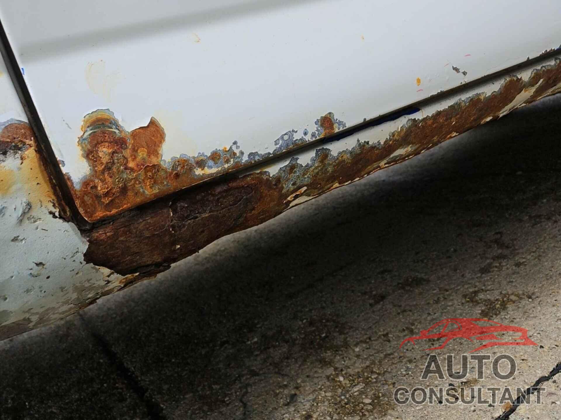 CHEVROLET EXPRESS 2500 2012 - 1GCWGFCA9C1128569