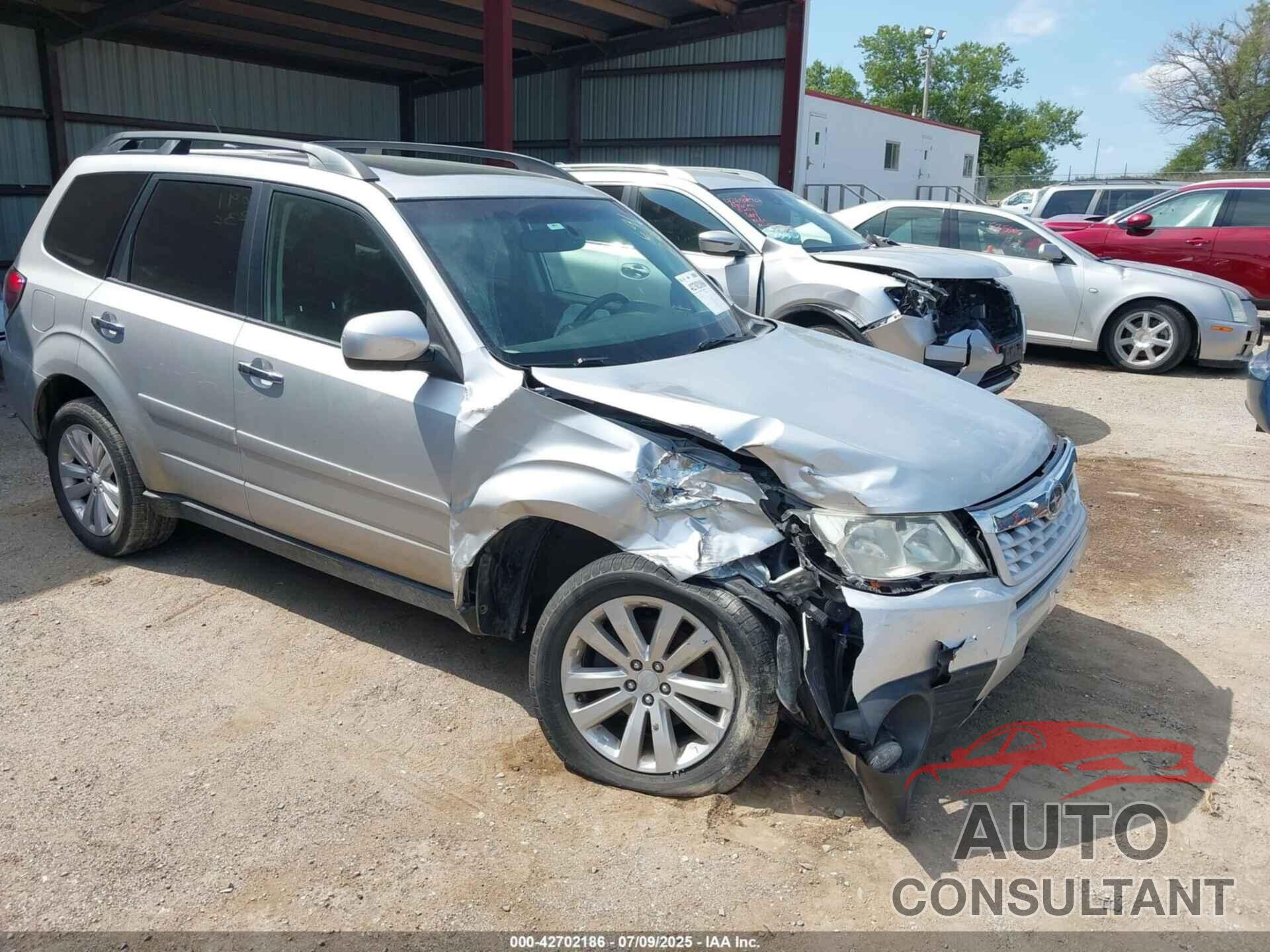 SUBARU FORESTER 2011 - JF2SHBEC6BH740416