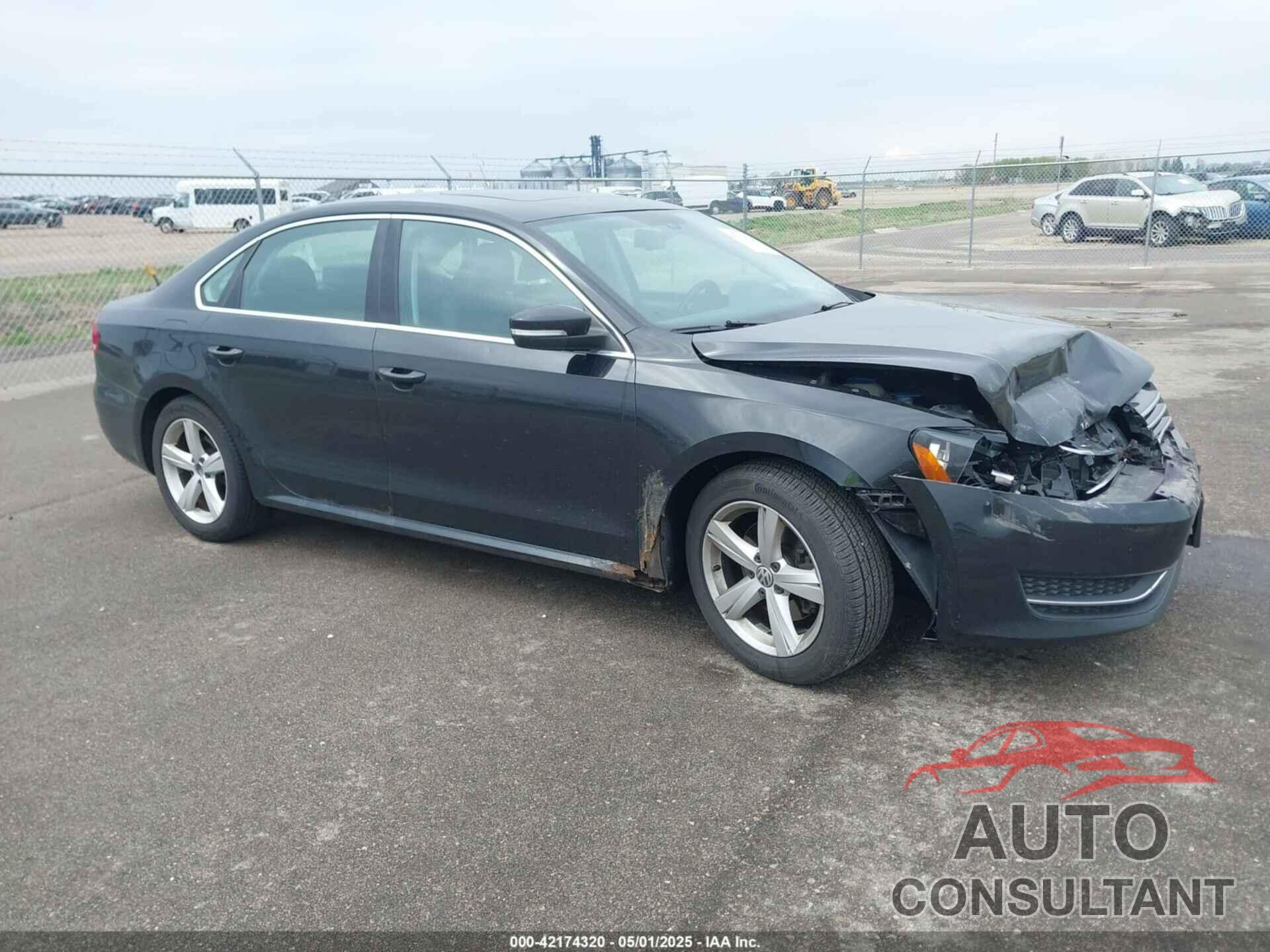 VOLKSWAGEN PASSAT 2013 - 1VWBP7A31DC017929