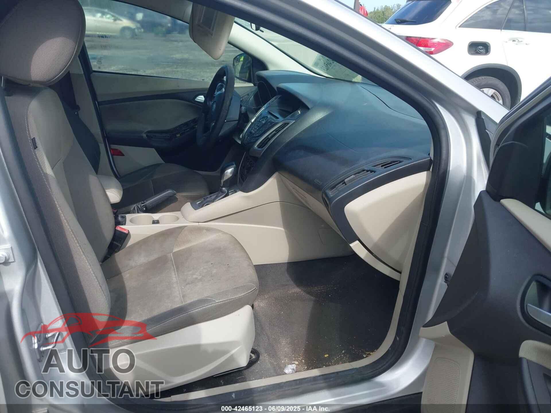 FORD FOCUS 2013 - 1FADP3F28DL217636