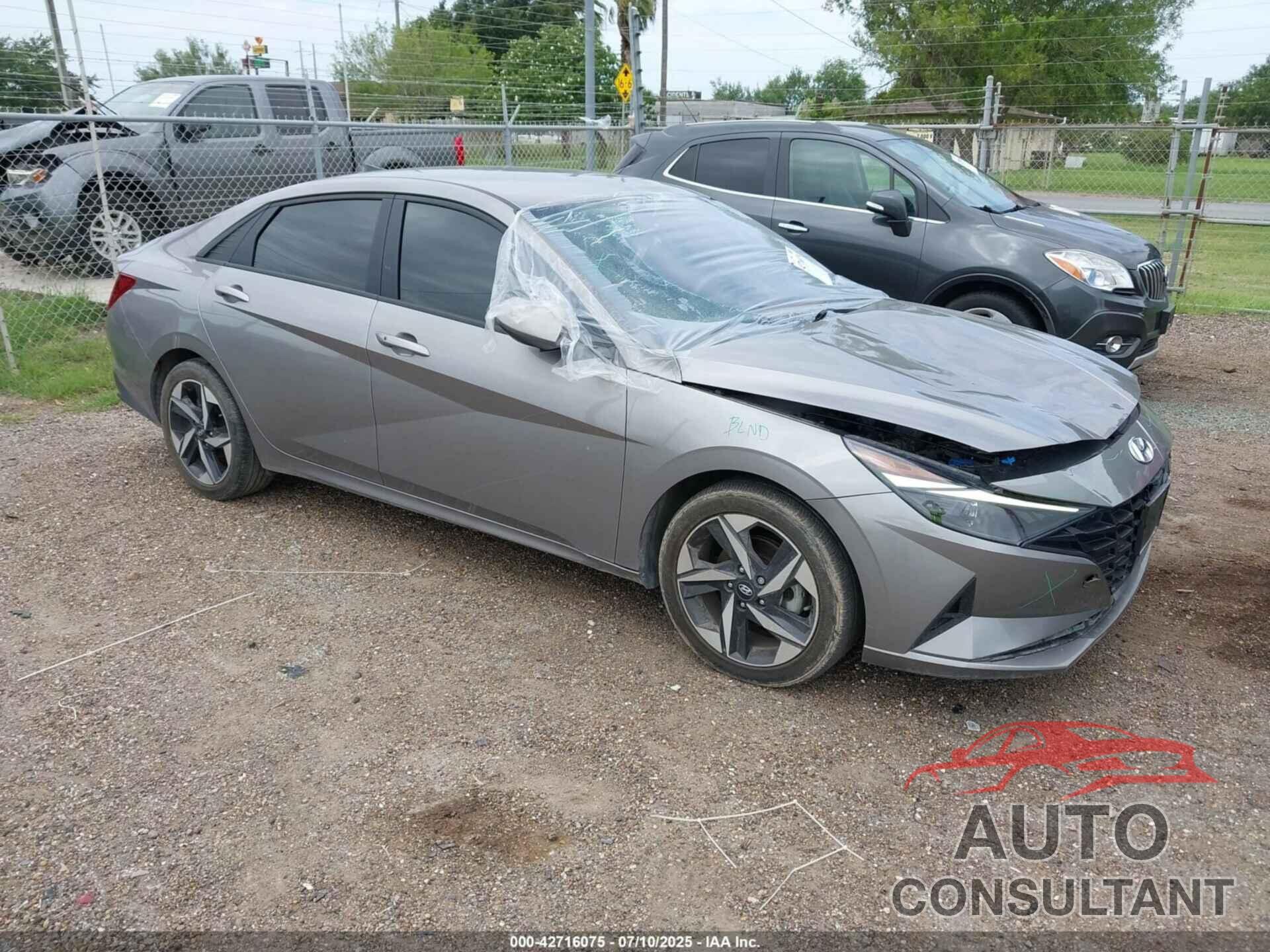 HYUNDAI ELANTRA 2023 - KMHLS4AG9PU526457