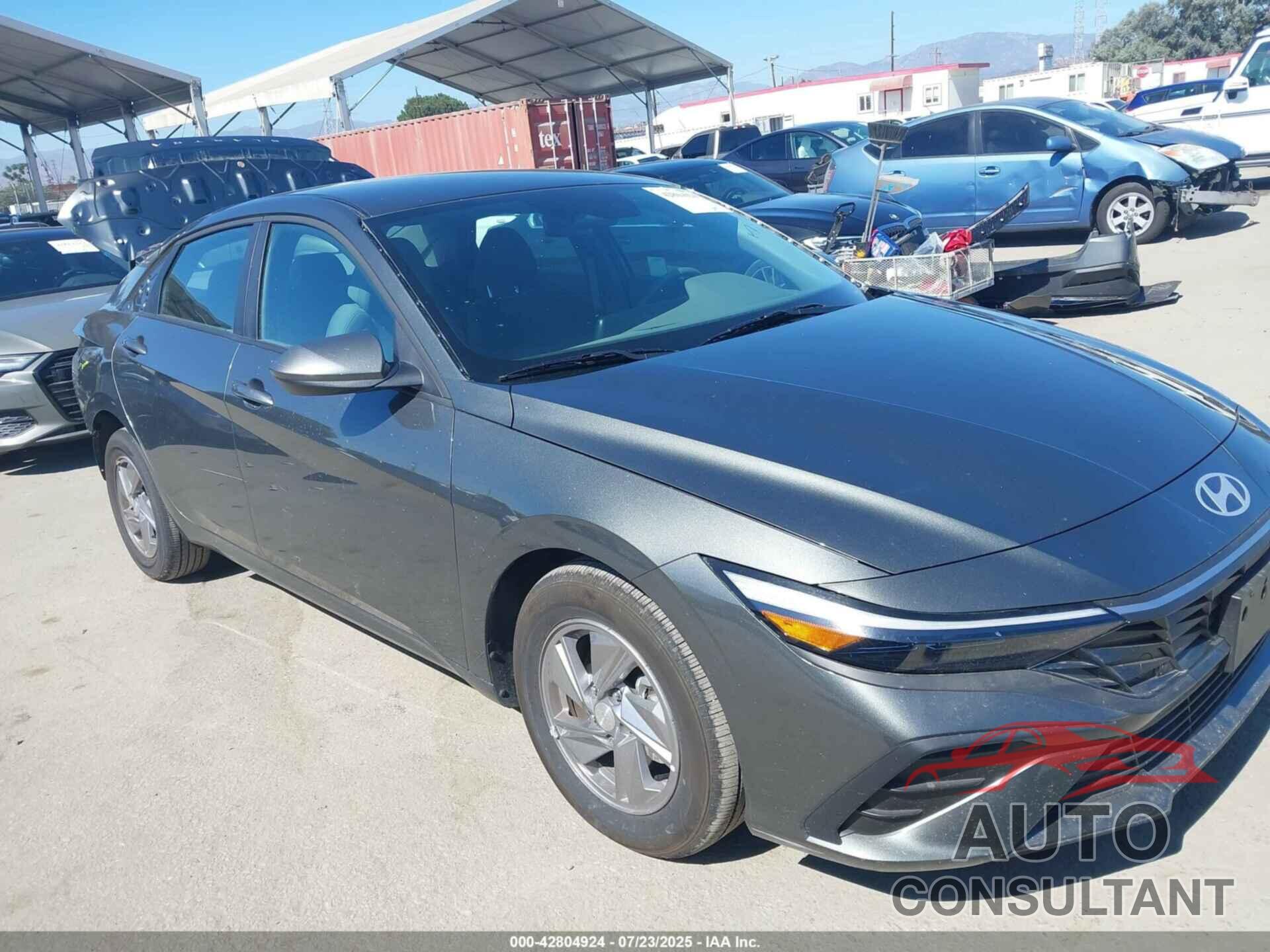 HYUNDAI ELANTRA 2025 - KMHLL4DG9SU894381
