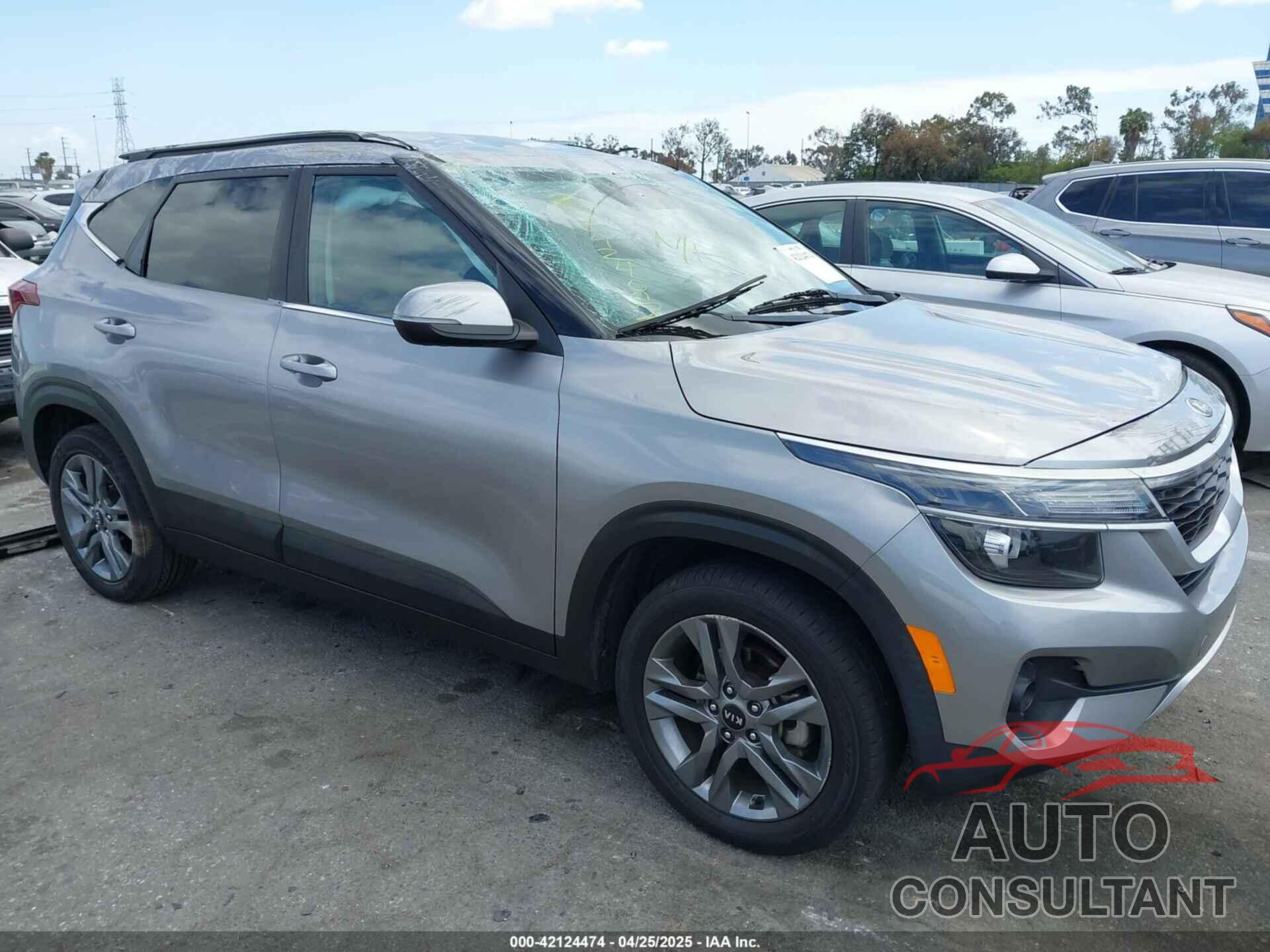 KIA SELTOS 2021 - KNDEU2AA0M7046633