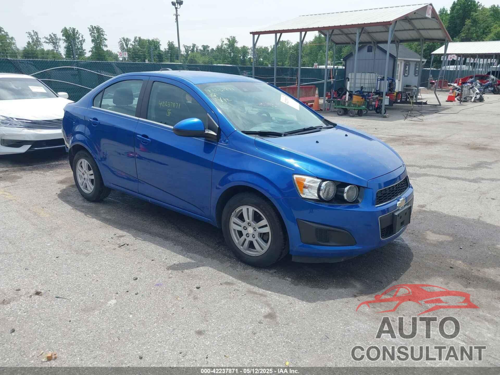 CHEVROLET SONIC 2016 - 1G1JC5SG2G4146432