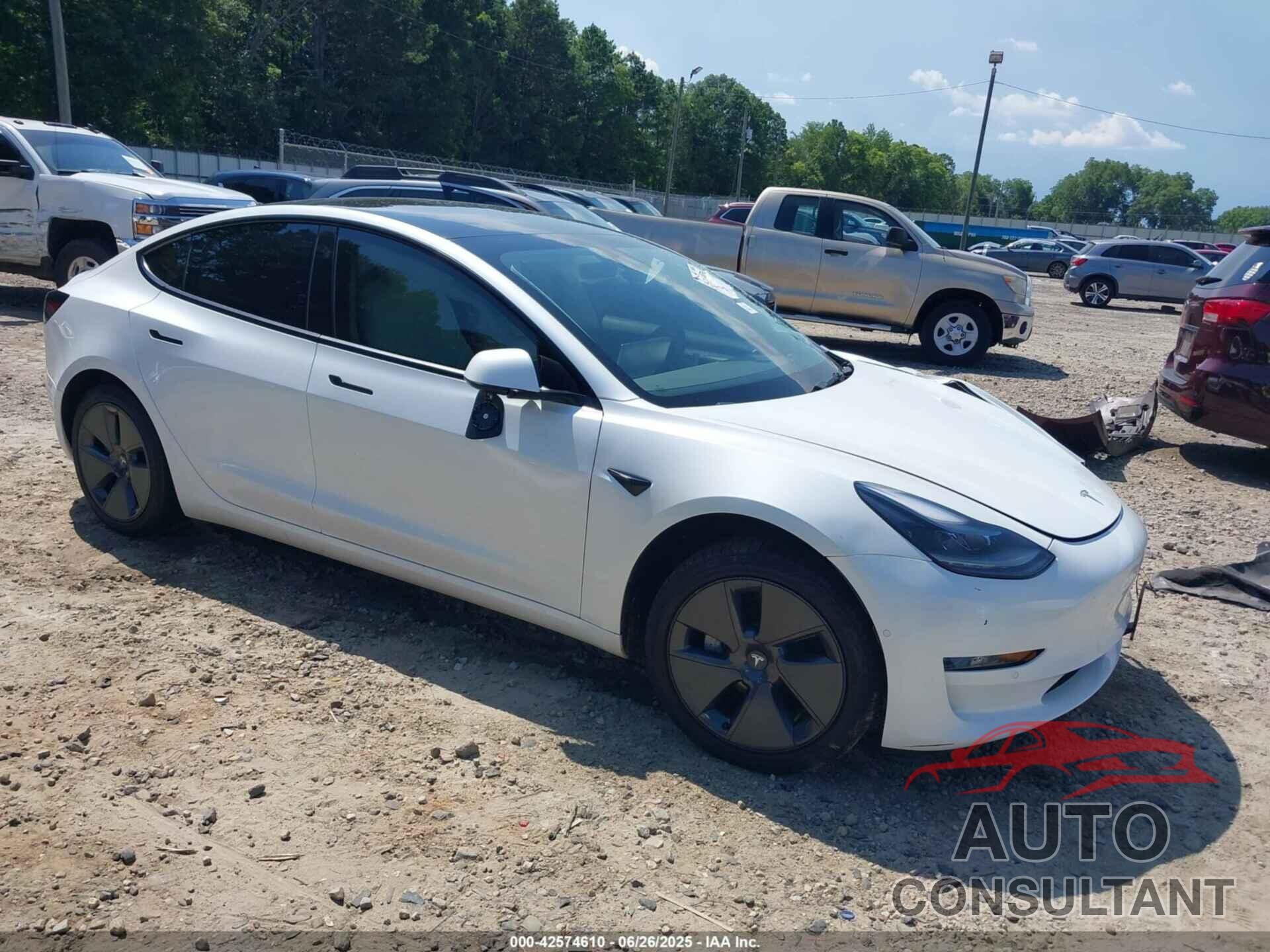 TESLA MODEL 3 2022 - 5YJ3E1EB4NF153035
