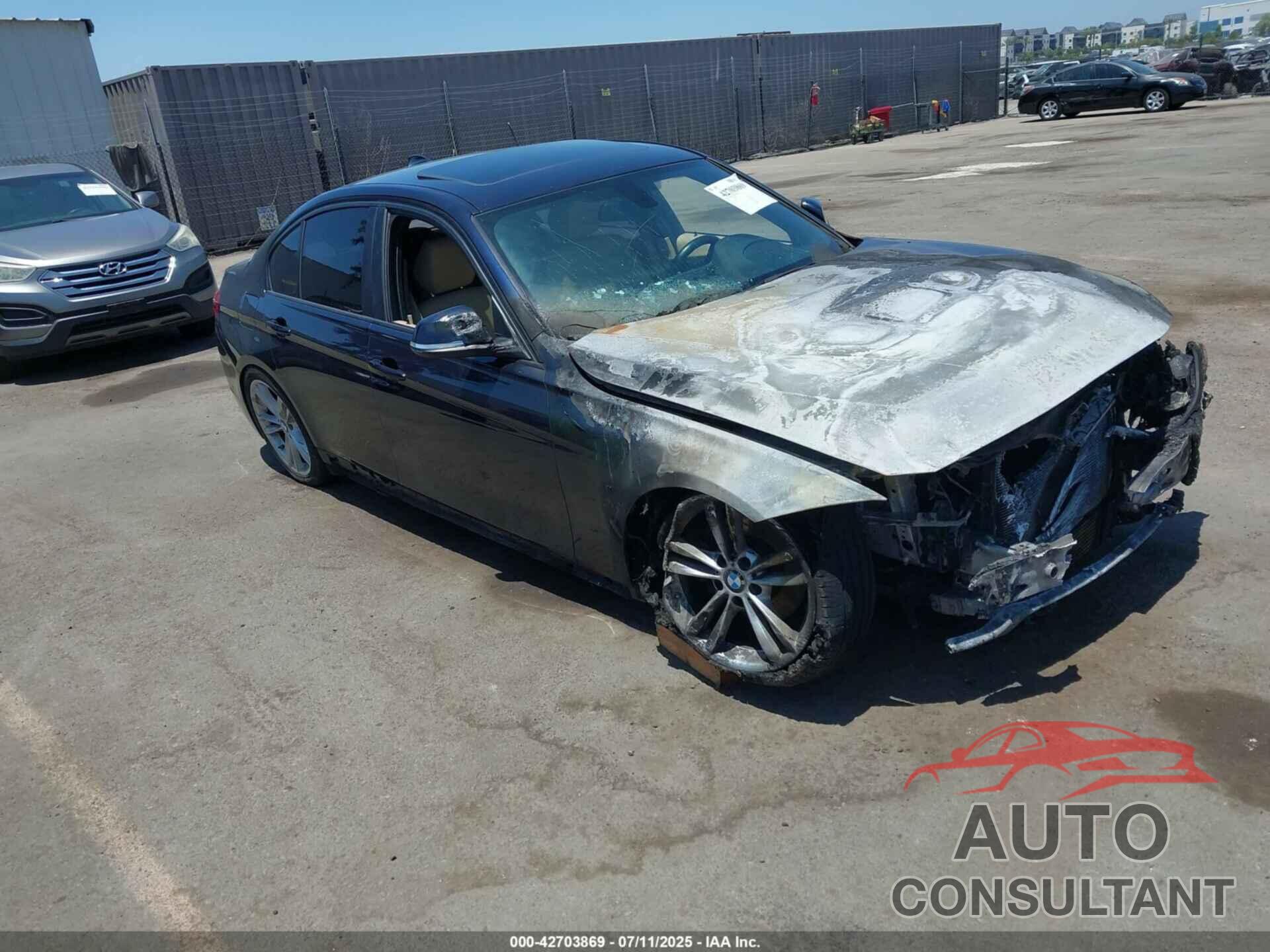 BMW 320I 2016 - WBA8E1G58GNT35223
