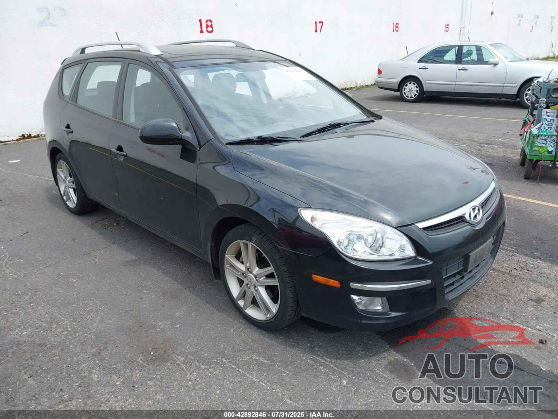 HYUNDAI ELANTRA TOURING 2011 - KMHDC8AE1BU113979