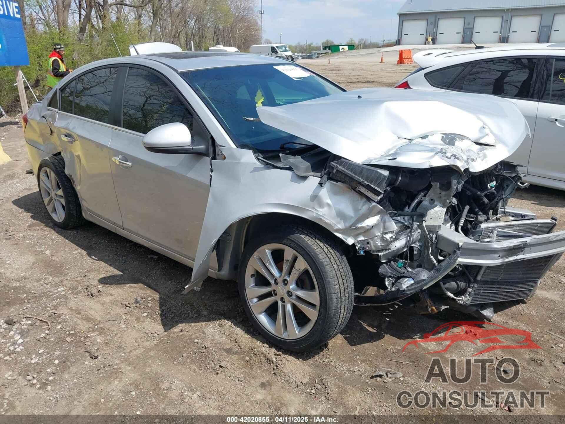 CHEVROLET CRUZE 2012 - 1G1PH5SC1C7205665