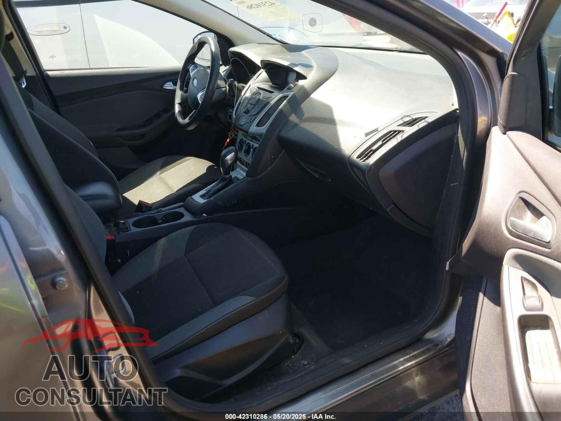 FORD FOCUS 2014 - 1FADP3F21EL350420