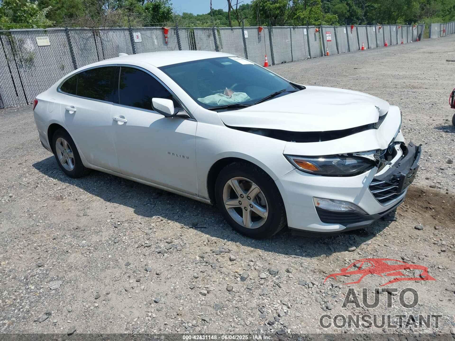 CHEVROLET MALIBU 2022 - 1G1ZD5ST3NF193127