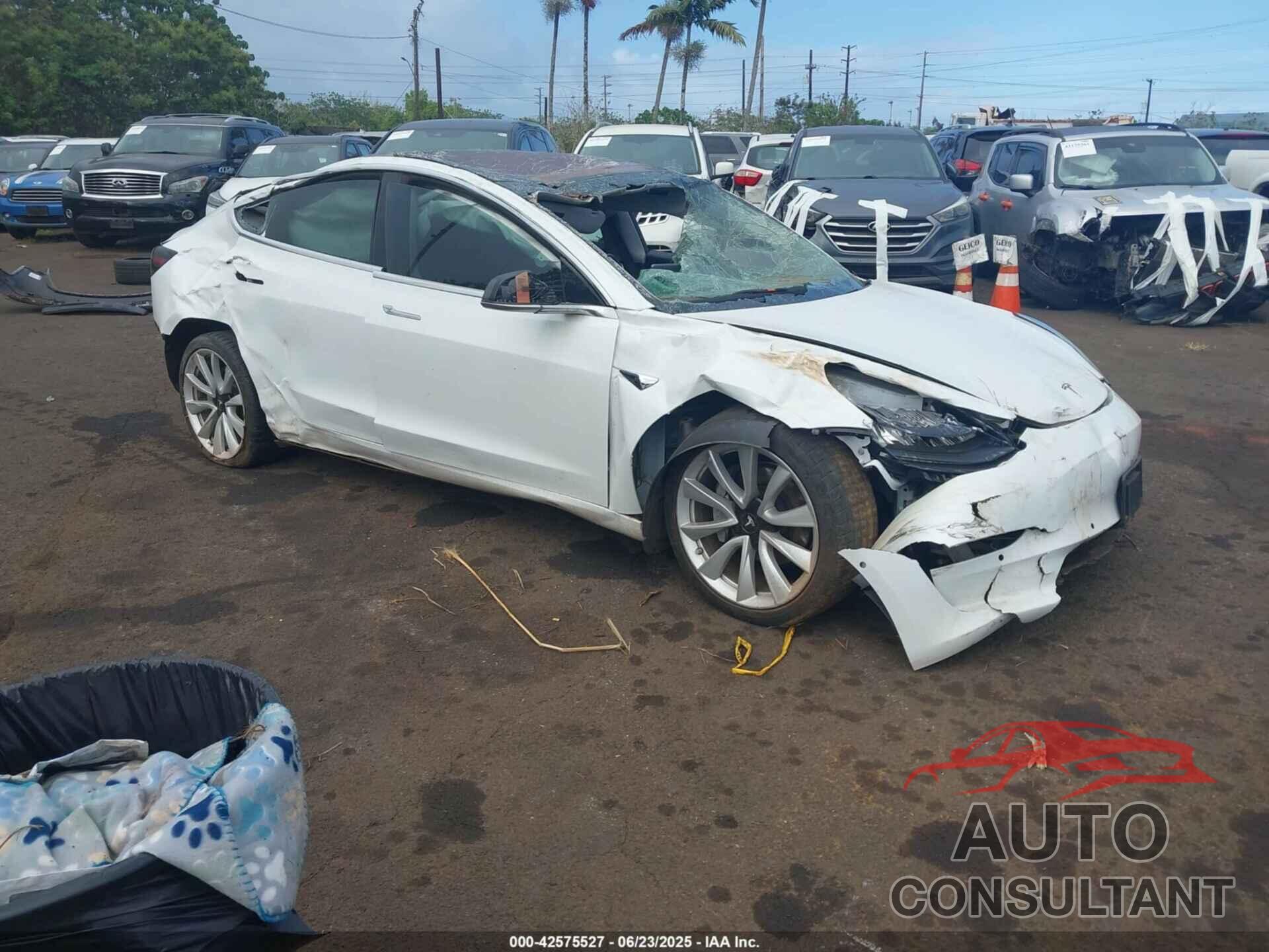 TESLA MODEL 3 2018 - 5YJ3E1EA8JF050329