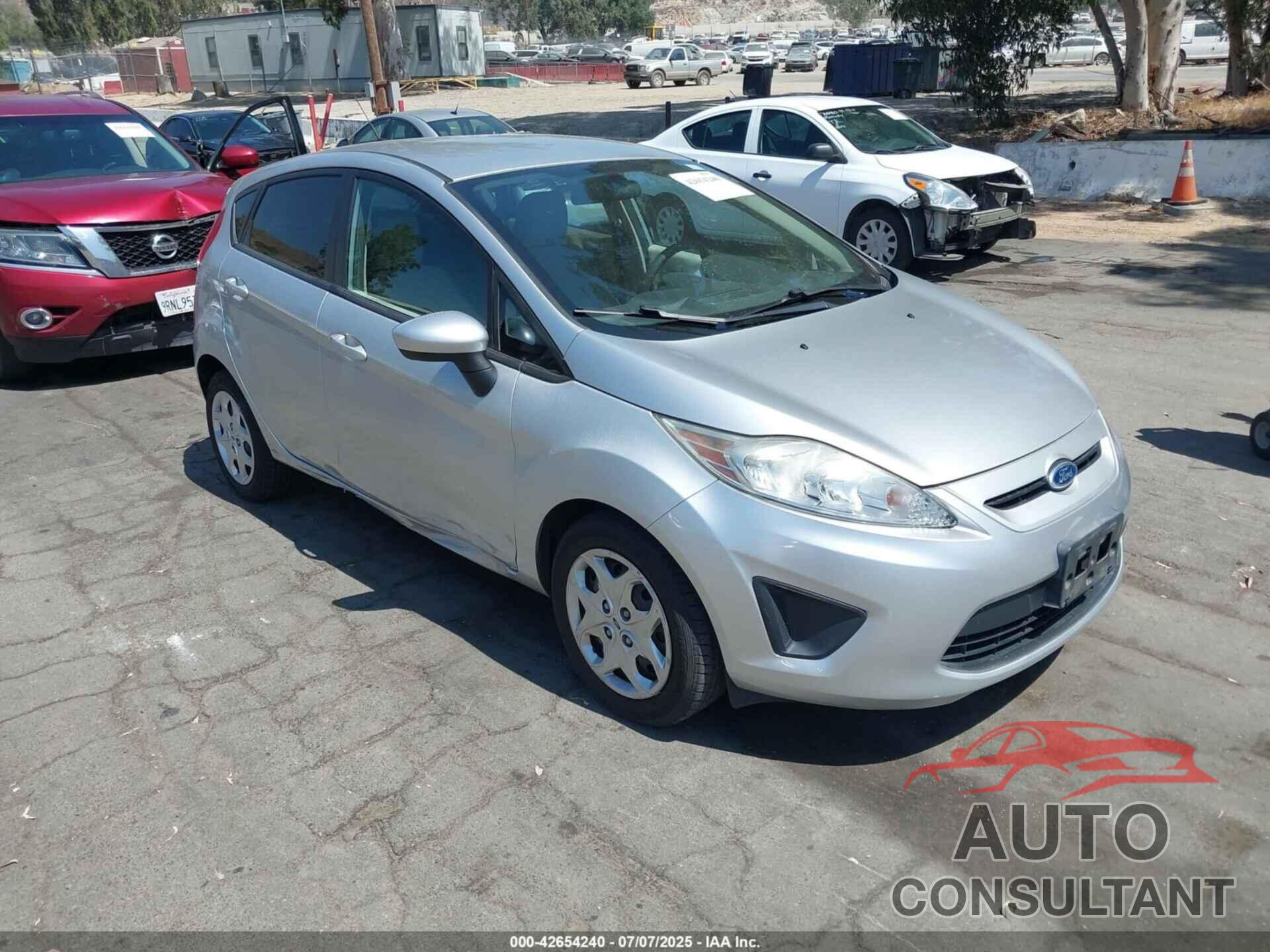 FORD FIESTA 2011 - 3FADP4EJ1BM135631