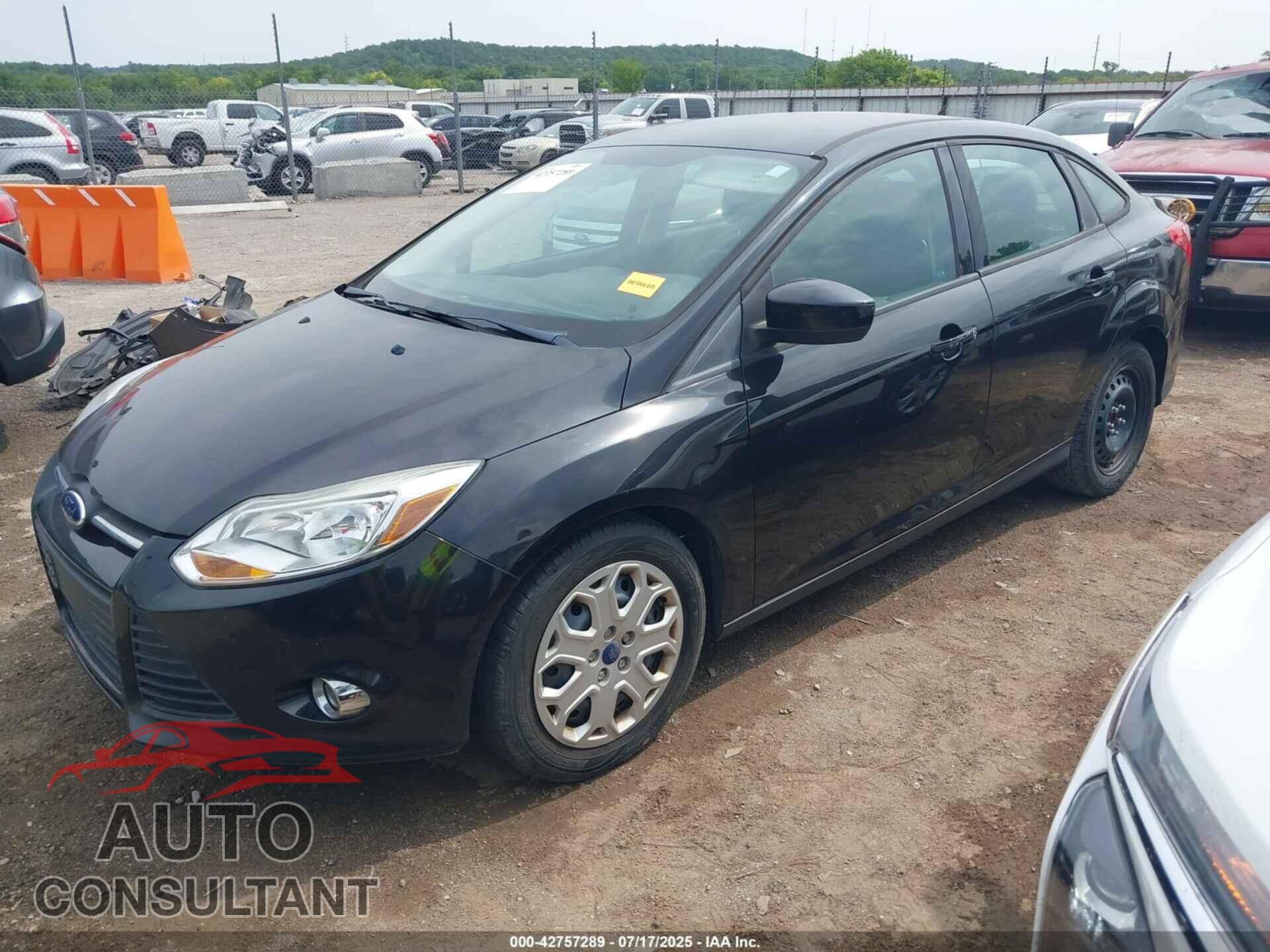 FORD FOCUS 2012 - 1FAHP3F20CL289835