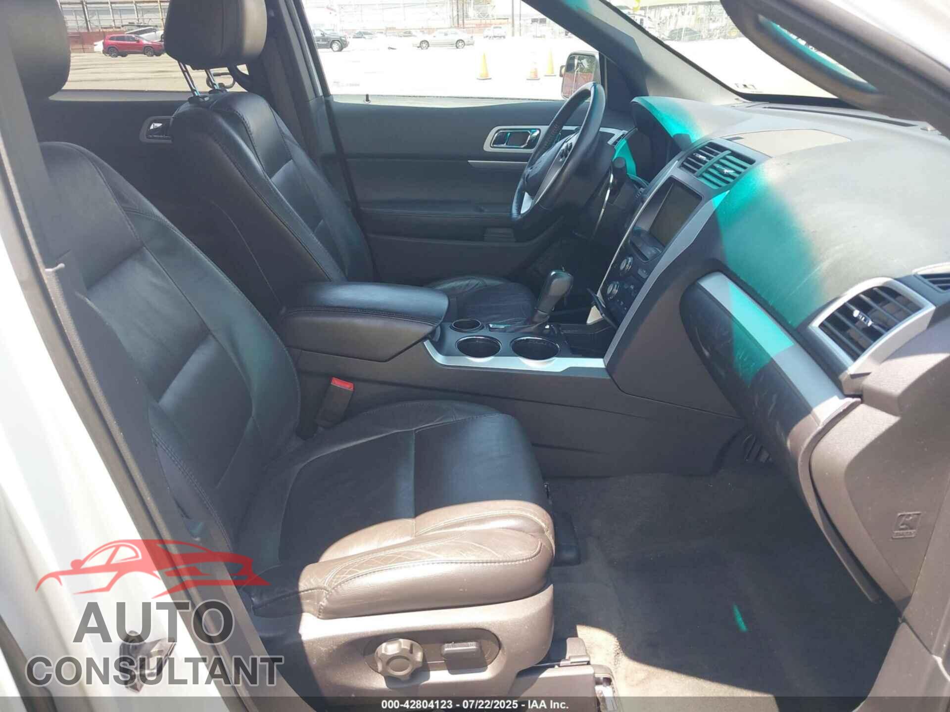 FORD EXPLORER 2014 - 1FM5K7D80EGB24904