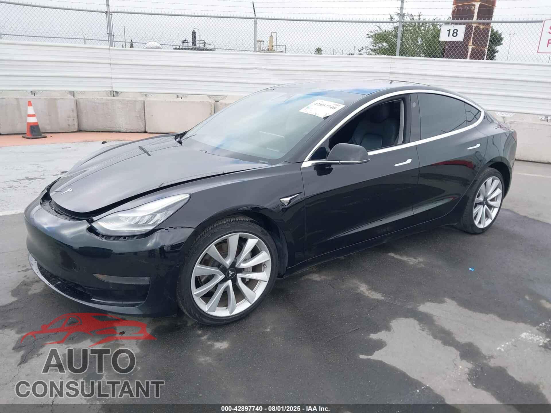 TESLA MODEL 3 2018 - 5YJ3E1EB9JF116363