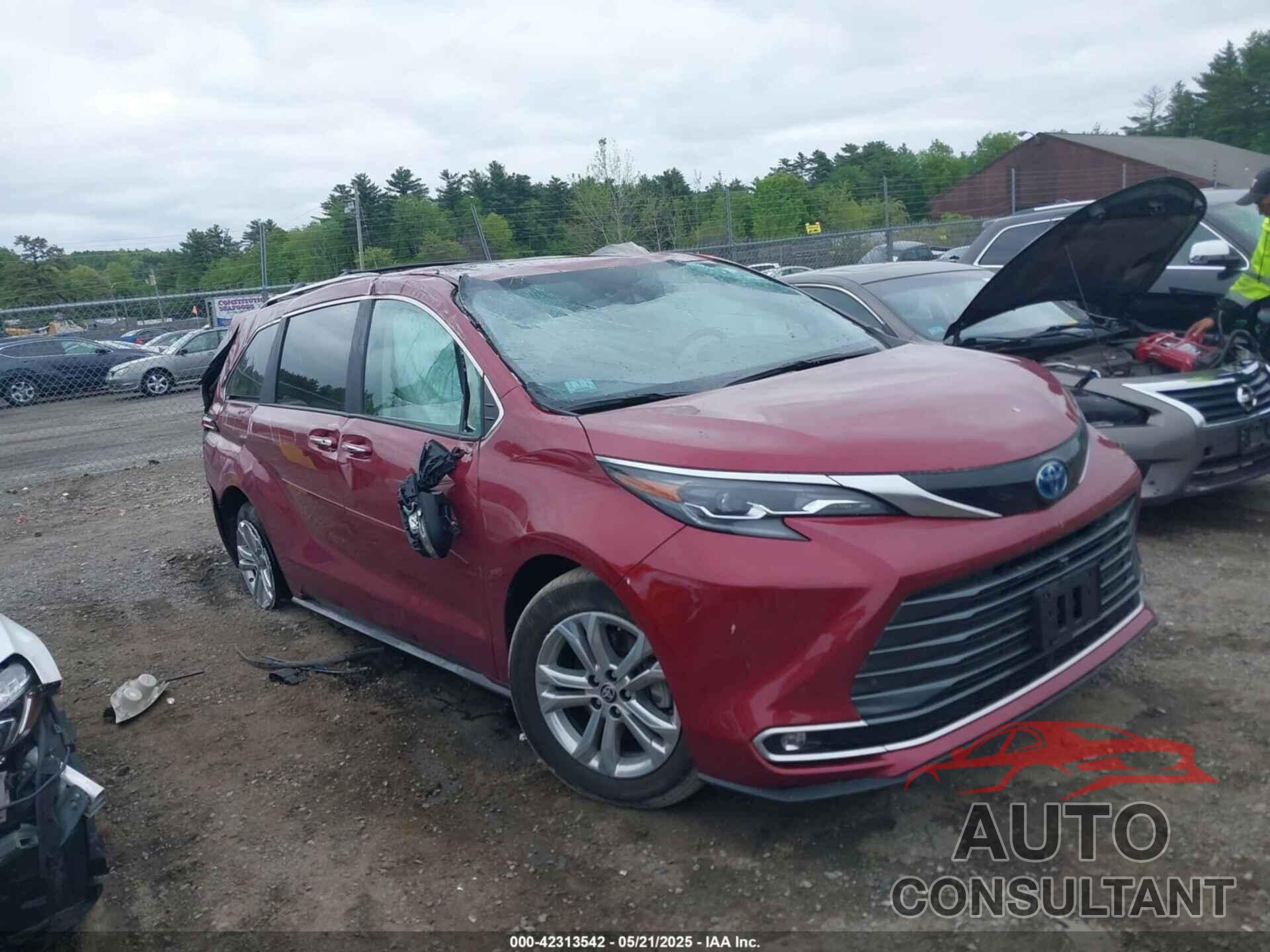 TOYOTA SIENNA 2024 - 5TDESKFC3RS119135