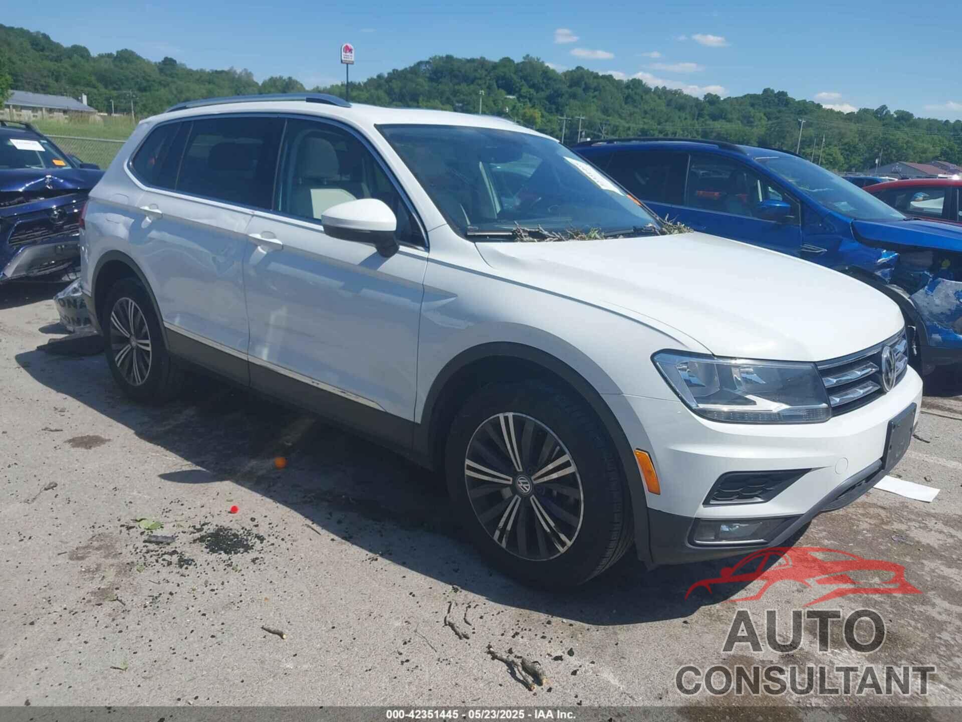 VOLKSWAGEN TIGUAN 2018 - 3VV3B7AX1JM079111