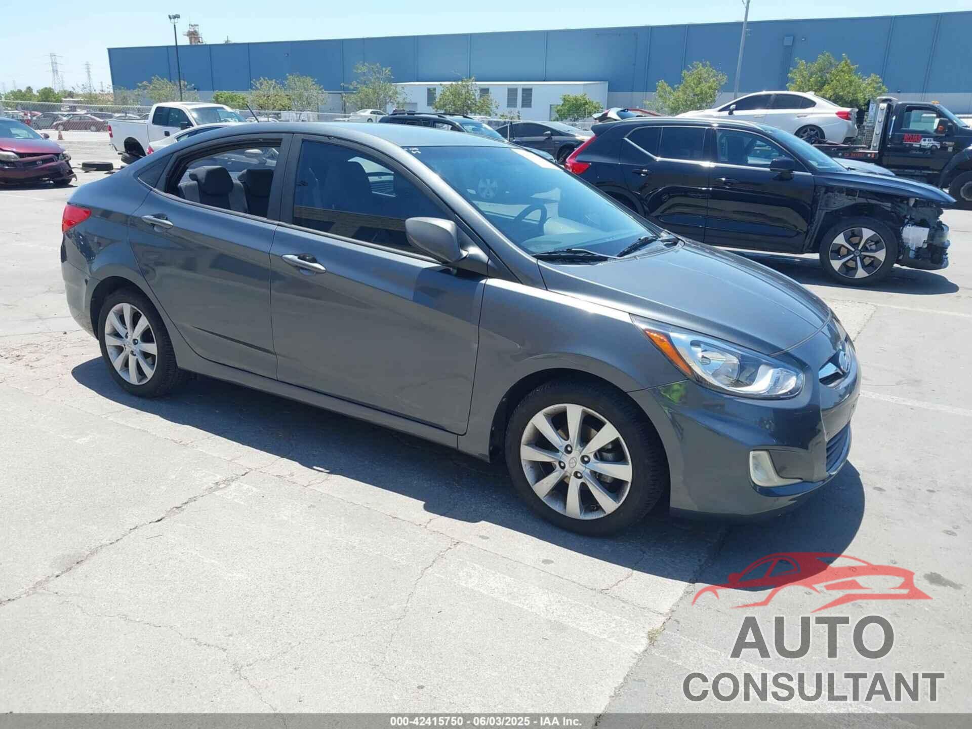 HYUNDAI ACCENT 2013 - KMHCU4AE9DU427450