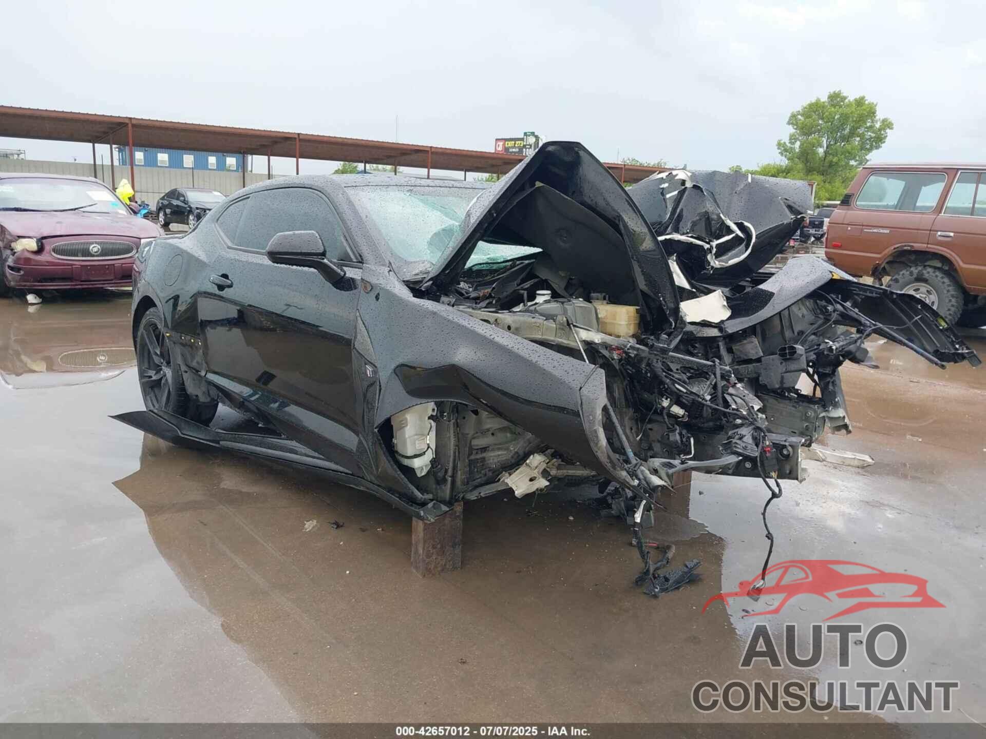 CHEVROLET CAMARO 2021 - 1G1FB1RS8M0139046