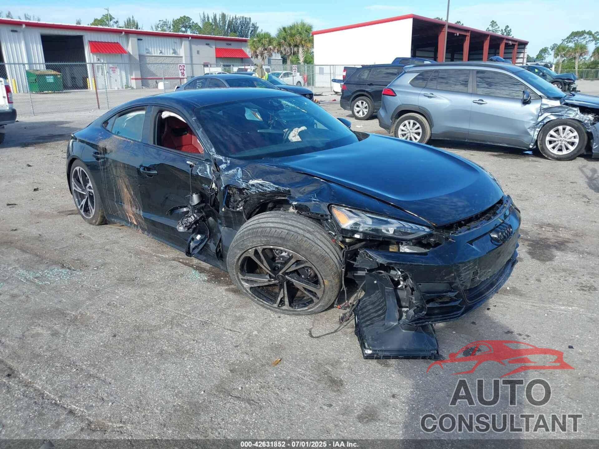 AUDI E-TRON GT 2024 - WAUCJBFW7R7002685