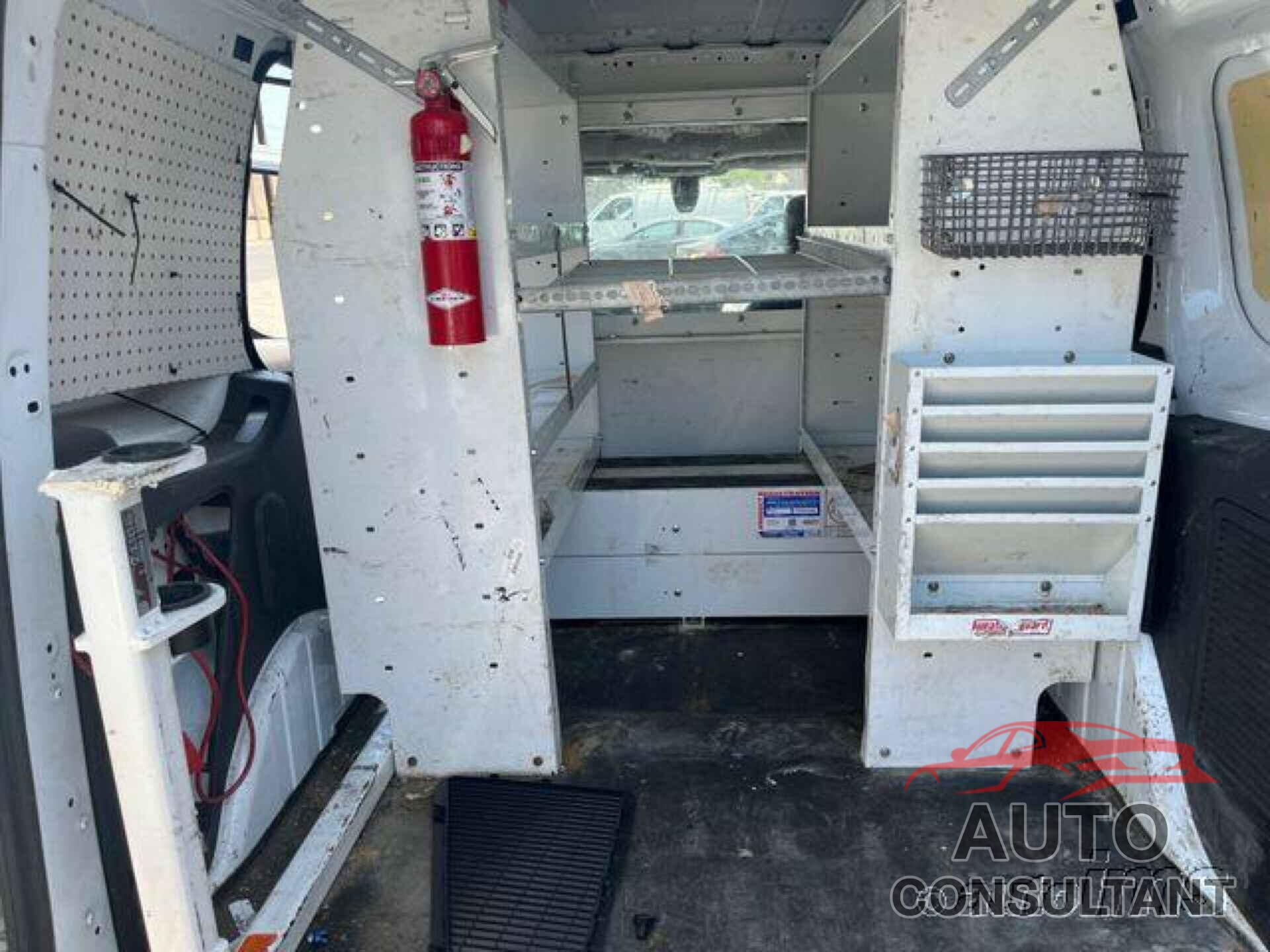 FORD TRANSIT CONNECT 2017 - NM0LS6E77H1300007