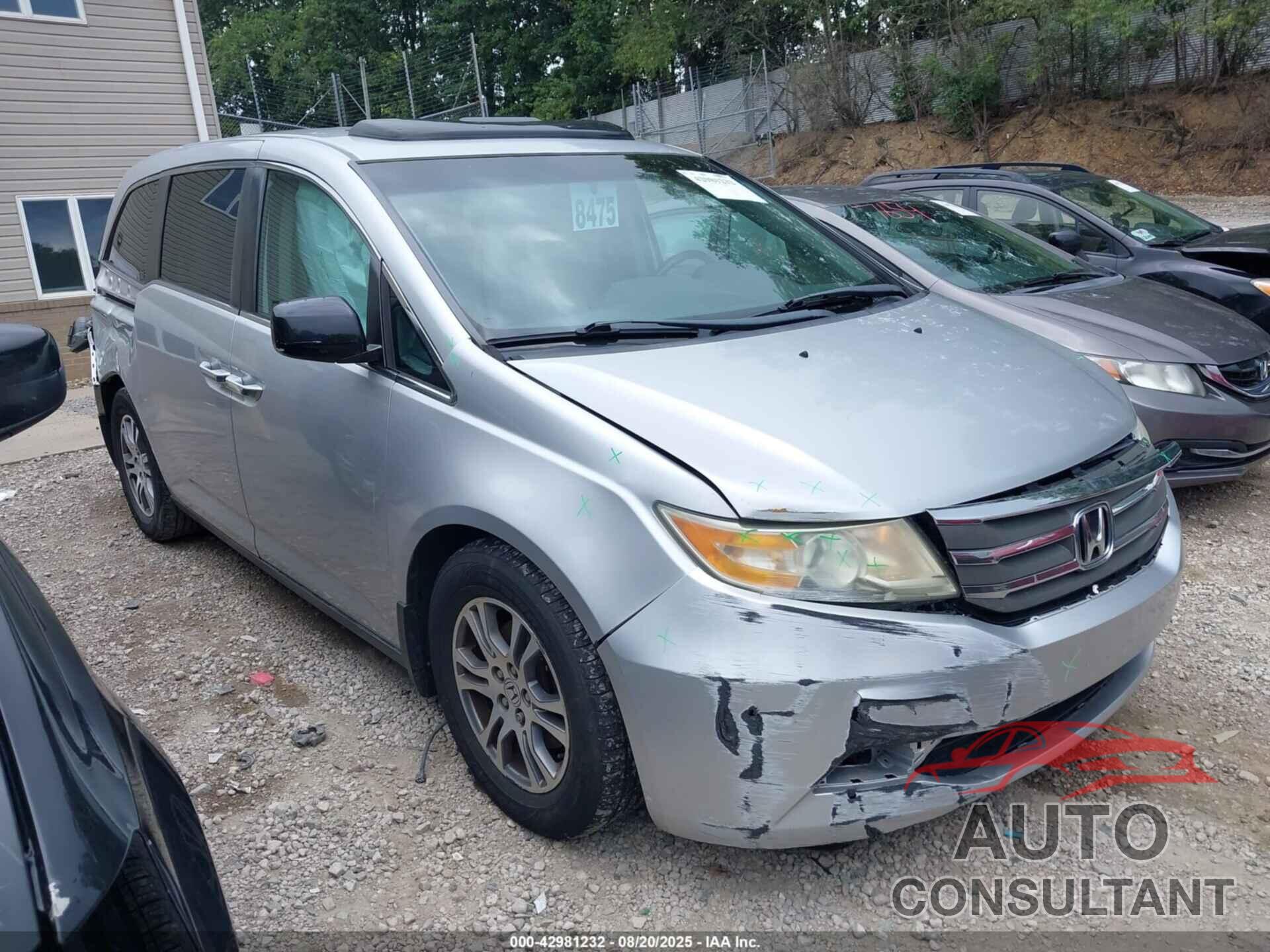 HONDA ODYSSEY 2013 - 5FNRL5H69DB077610