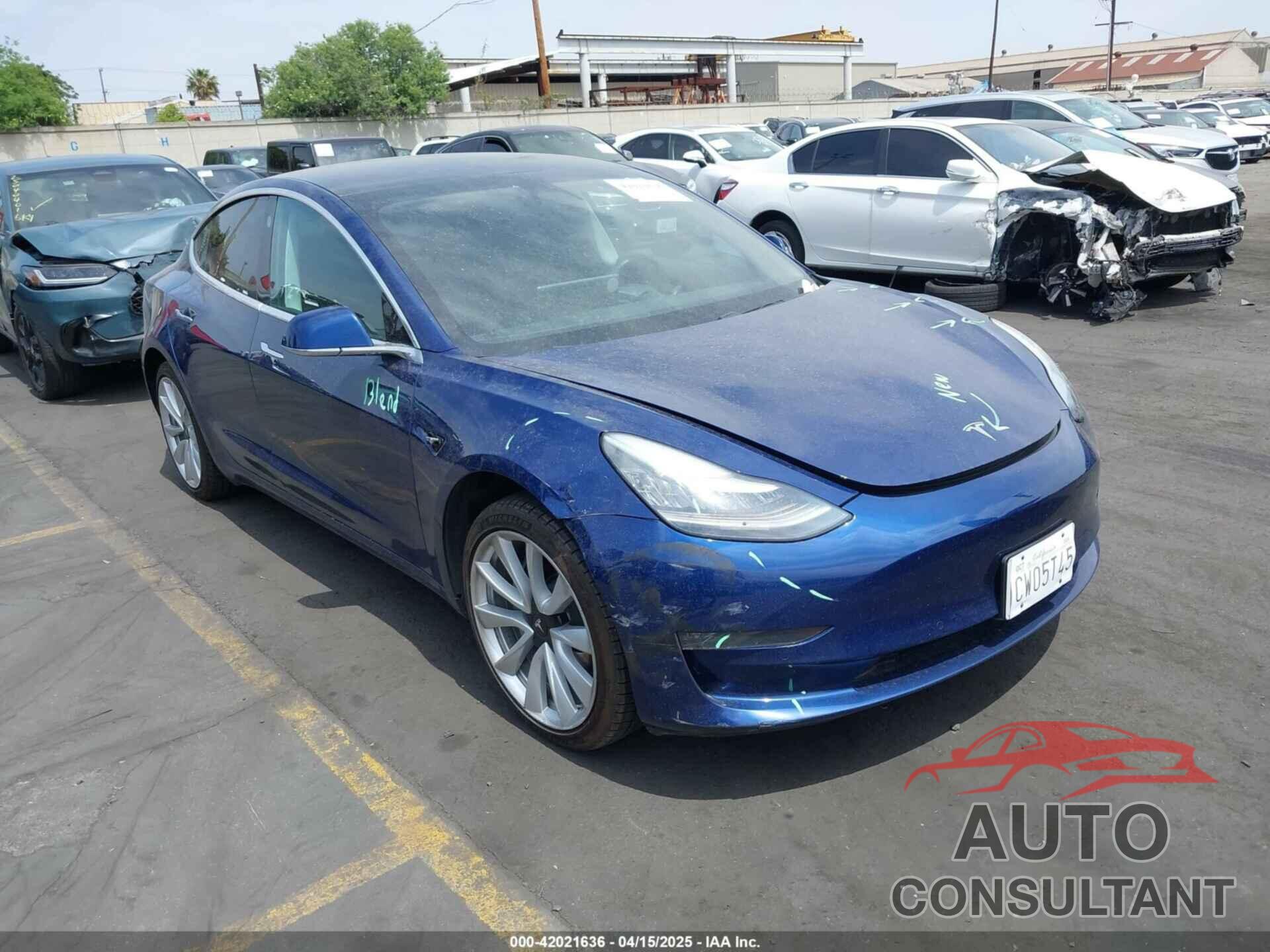 TESLA MODEL 3 2019 - 5YJ3E1EB3KF437073