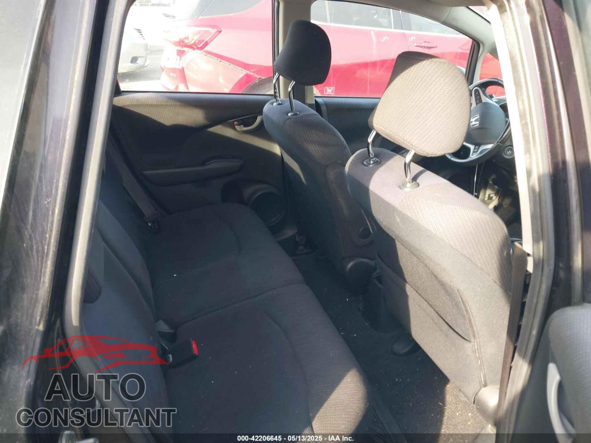 HONDA FIT 2013 - JHMGE8H59DC029207