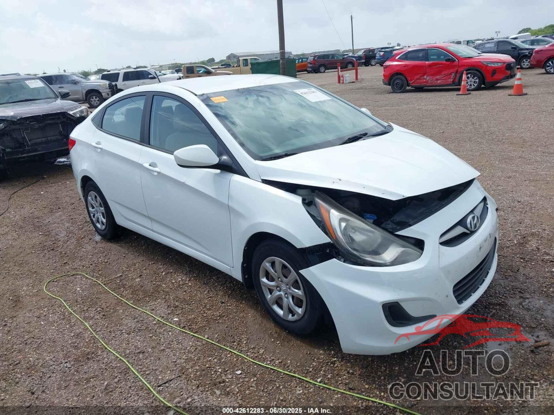 HYUNDAI ACCENT 2013 - KMHCT4AE5DU351311