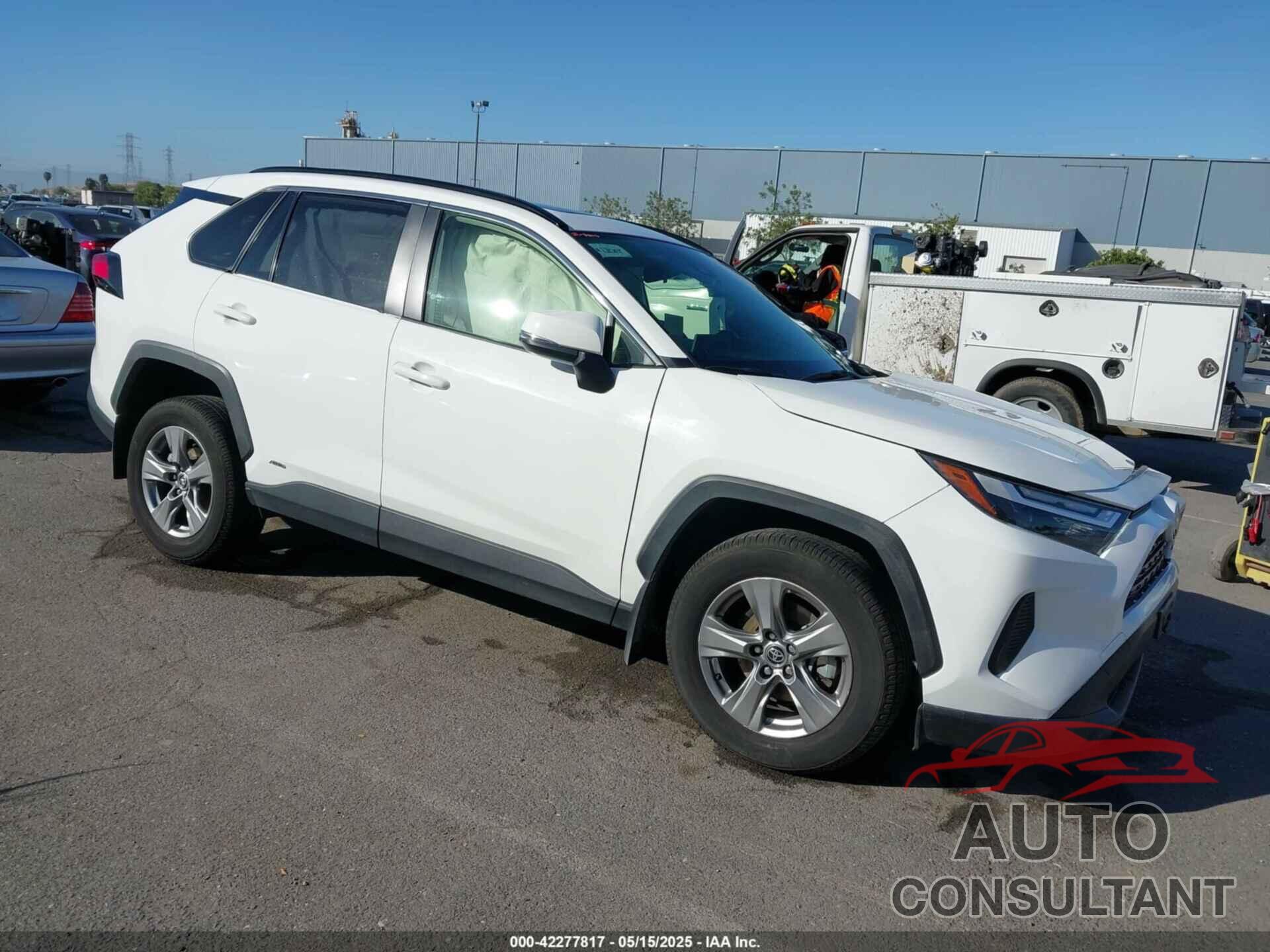 TOYOTA RAV4 HYBRID 2023 - JTMRWRFV3PD206493