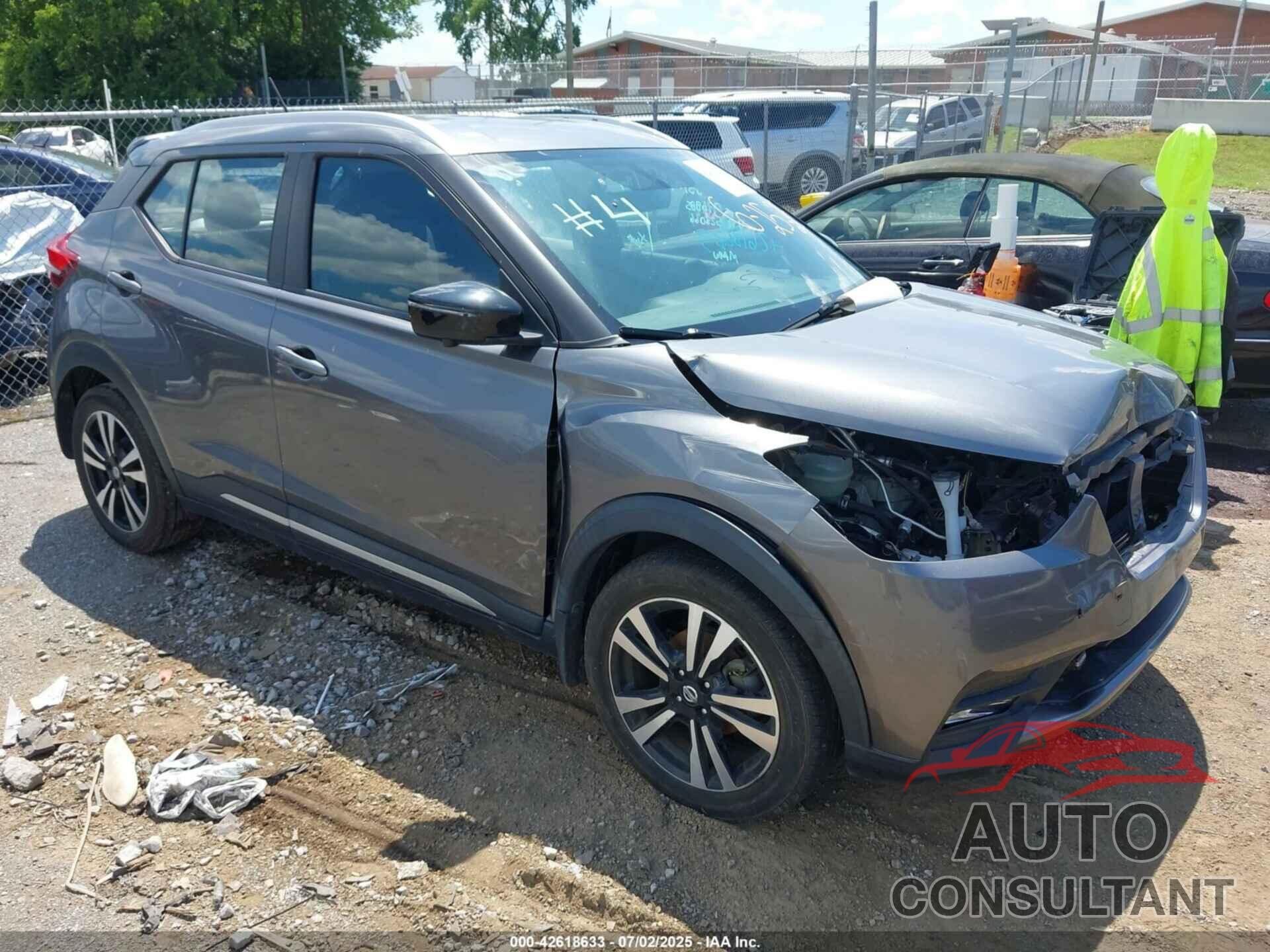 NISSAN KICKS 2018 - 3N1CP5CU0JL528066