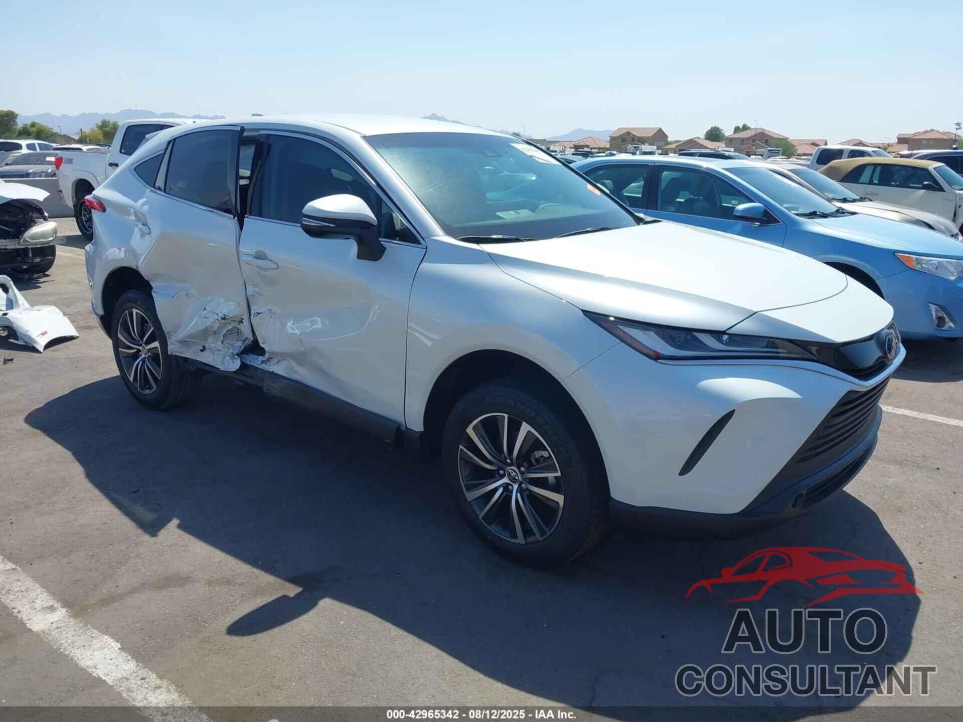 TOYOTA VENZA 2024 - JTEAAAAH7RJ165378