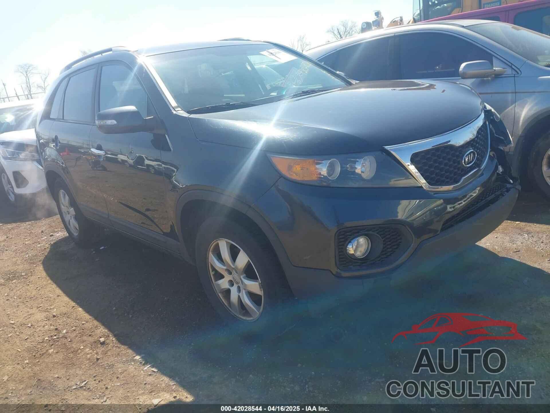 KIA SORENTO 2012 - 5XYKT4A67CG247010