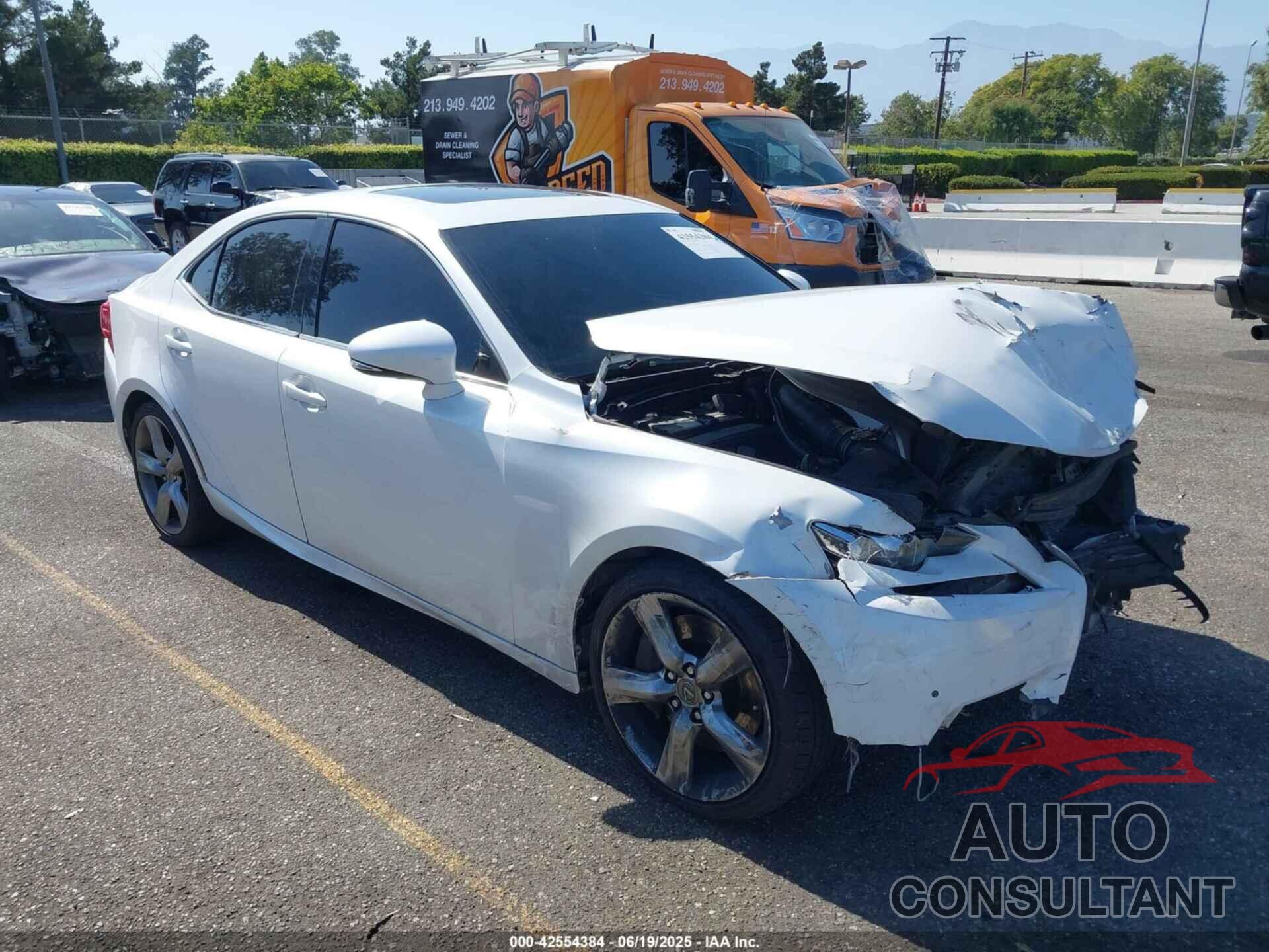 LEXUS IS 2015 - JTHBE1D21F5014656