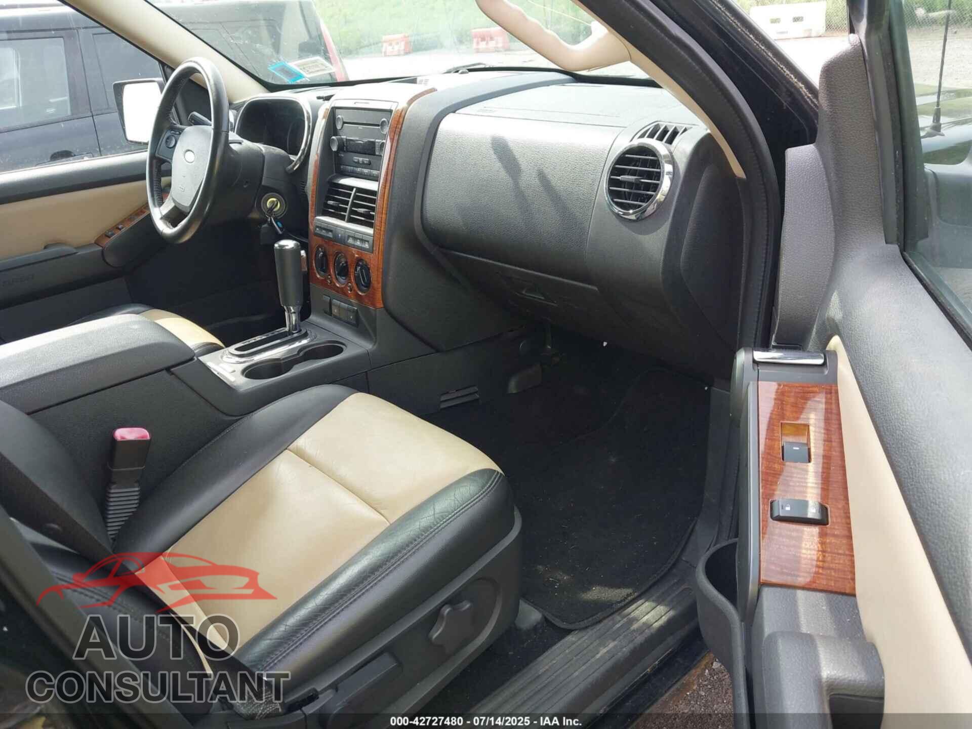FORD EXPLORER 2010 - 1FMEU7EE9AUB15791