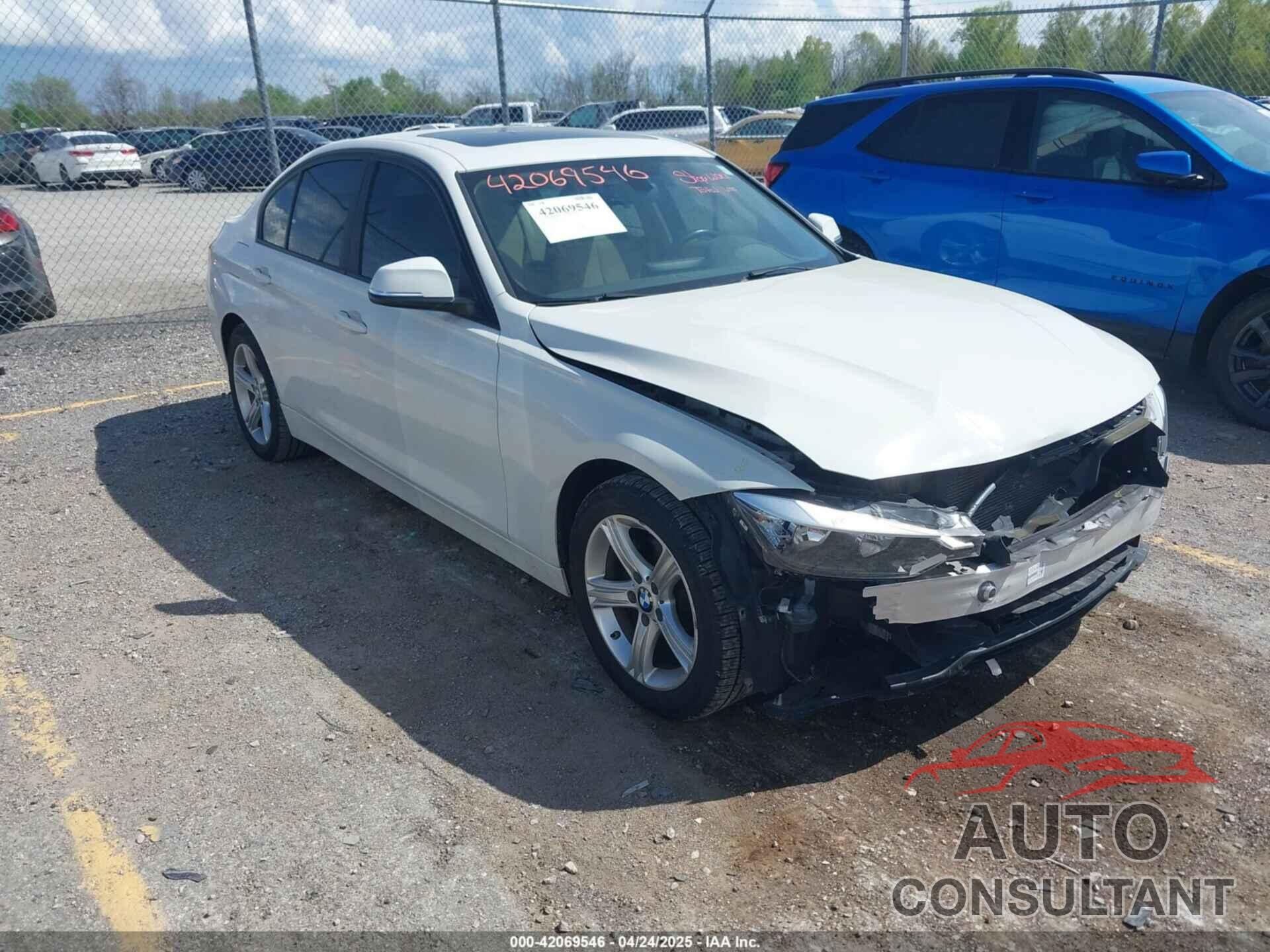 BMW 328I 2014 - WBA3B3G53ENR83693