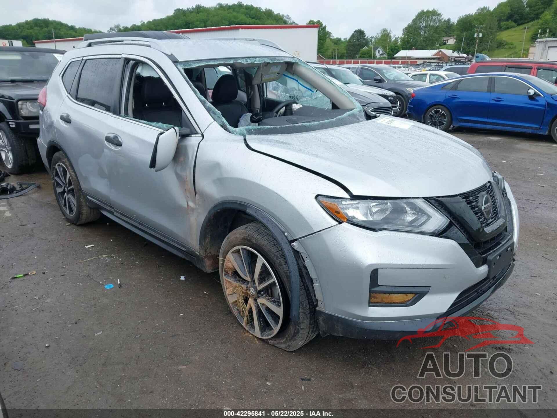 NISSAN ROGUE 2020 - 5N1AT2MV5LC708045
