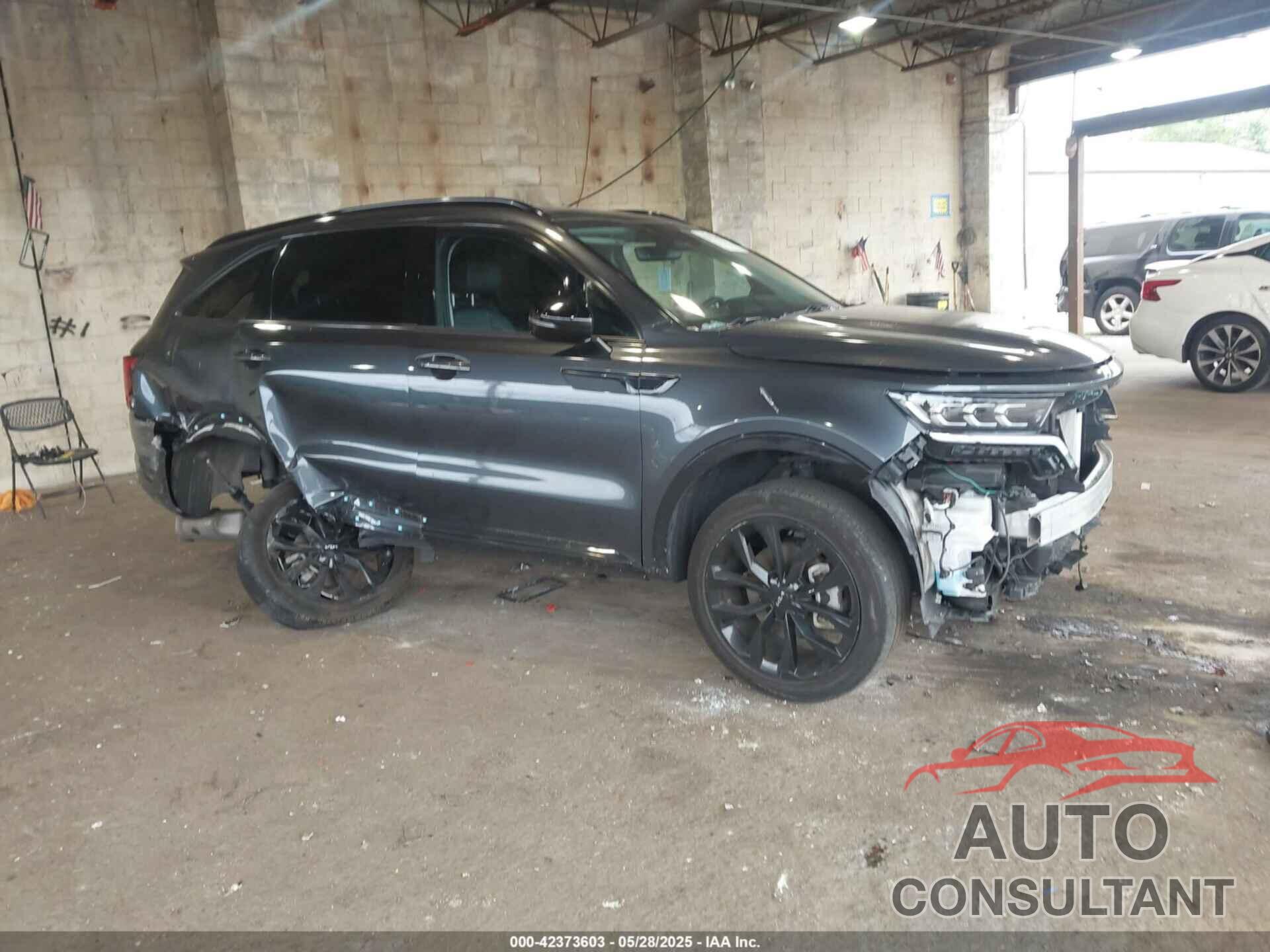 KIA SORENTO 2023 - 5XYRKDLF8PG190059