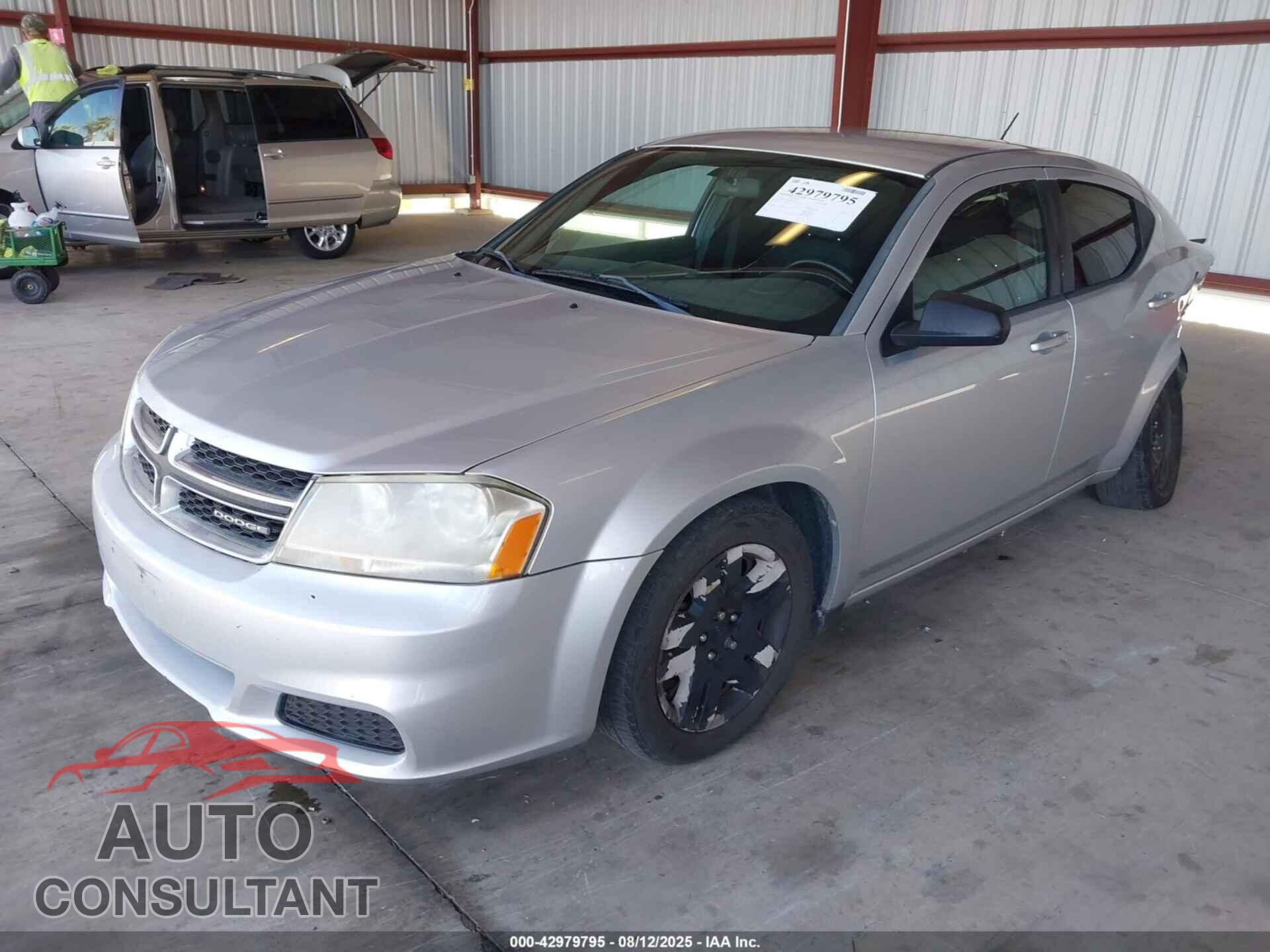 DODGE AVENGER 2011 - 1B3BD4FB7BN592016